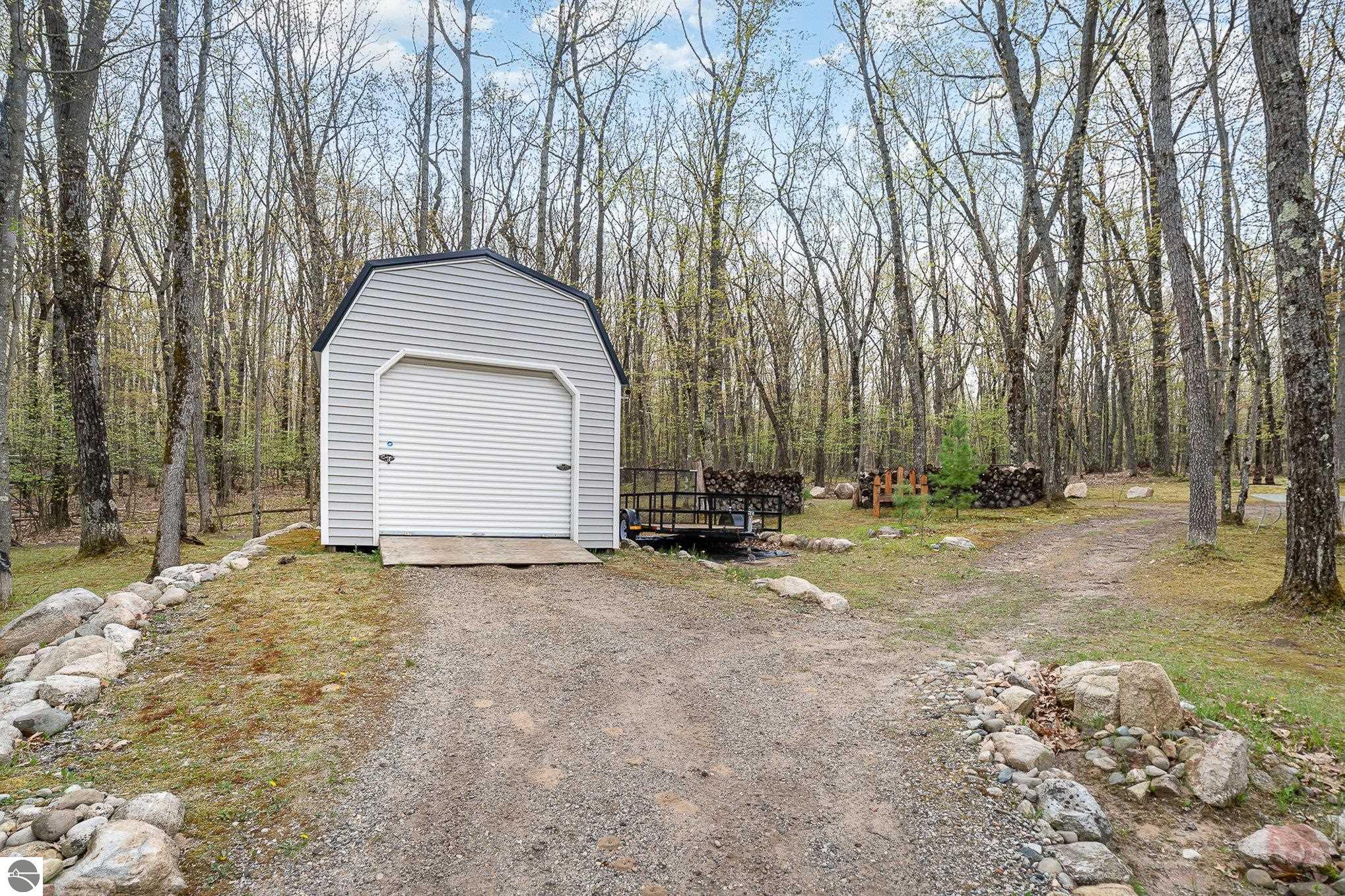 4480 Mockingbird Circle, Farwell, MI 48622 — Photo 37