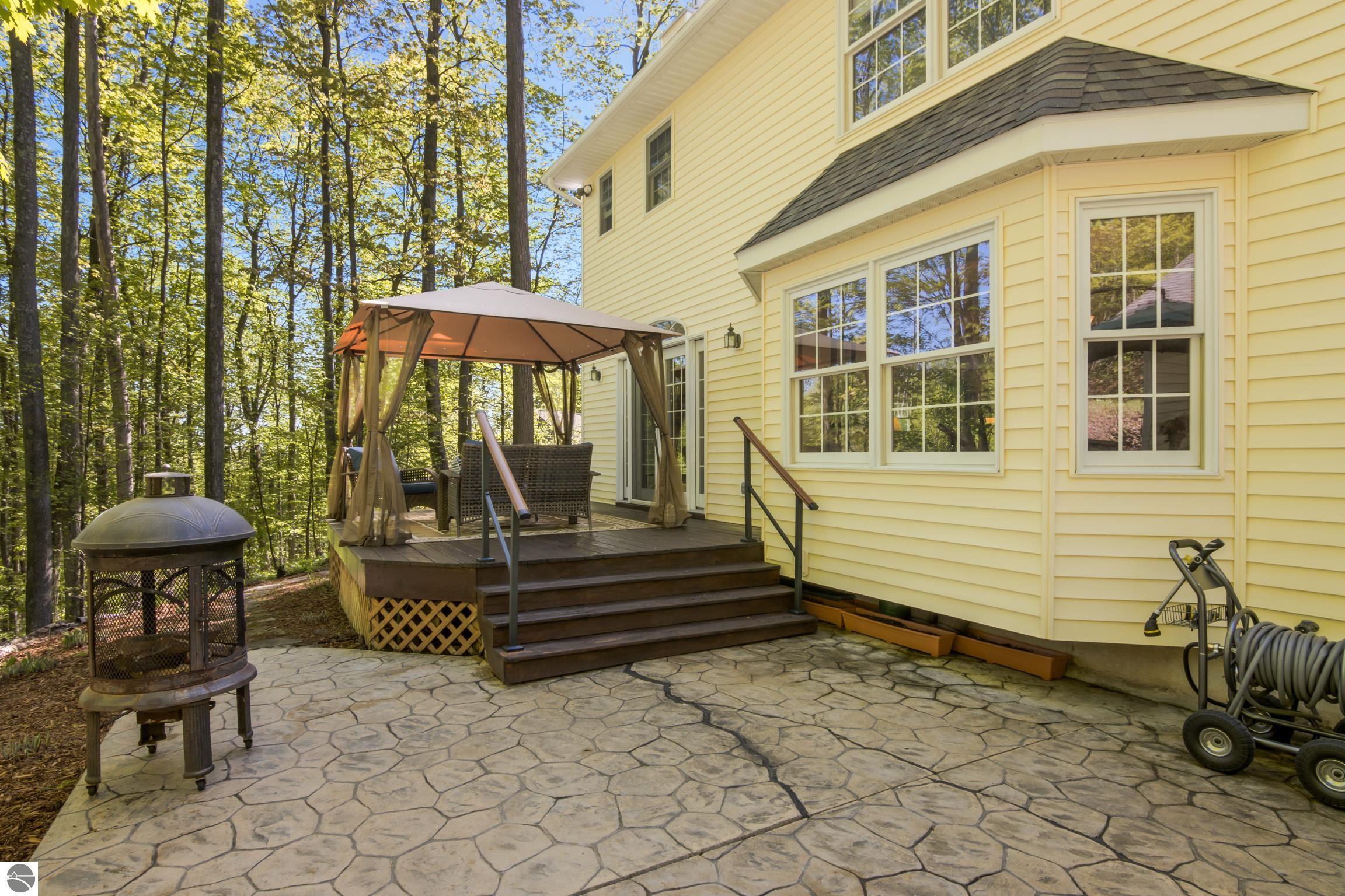 Click to enlarge photo