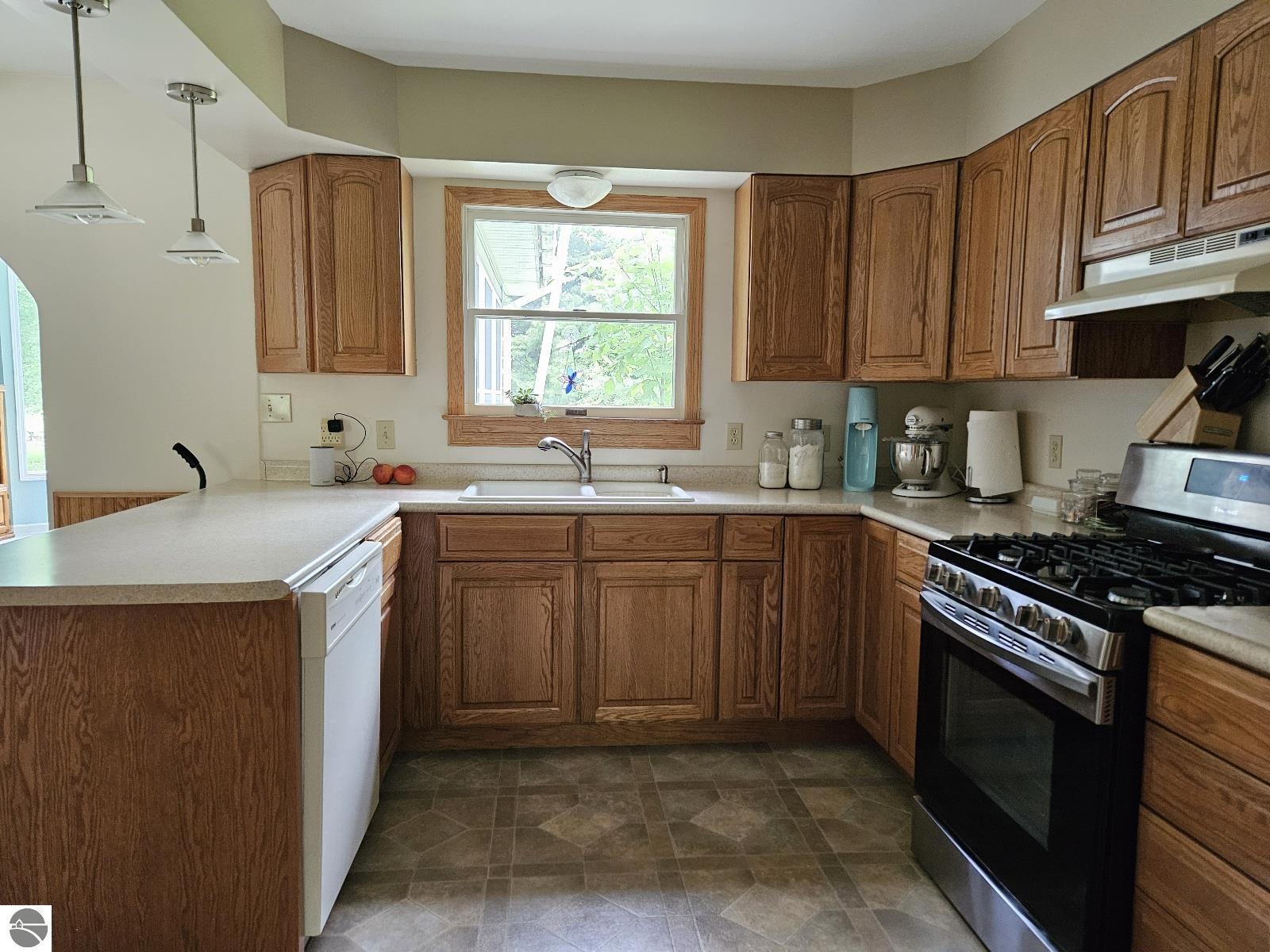 630 Plank Road, Tawas City, MI 48763 — Photo 2