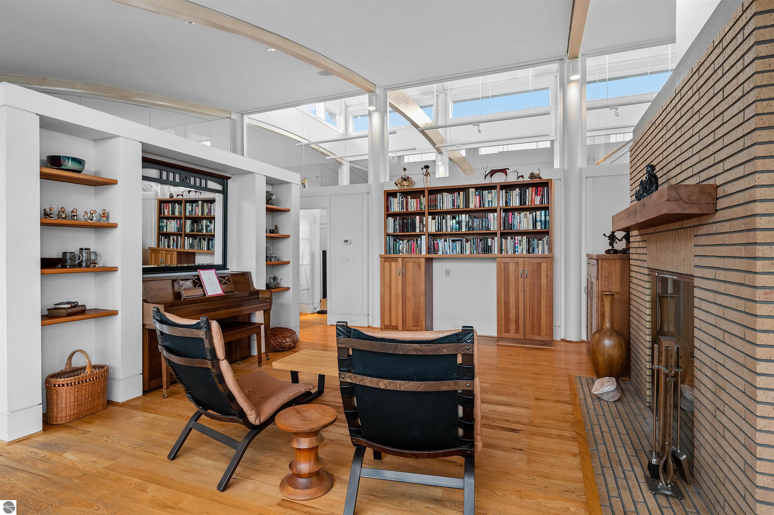 Click to enlarge photo