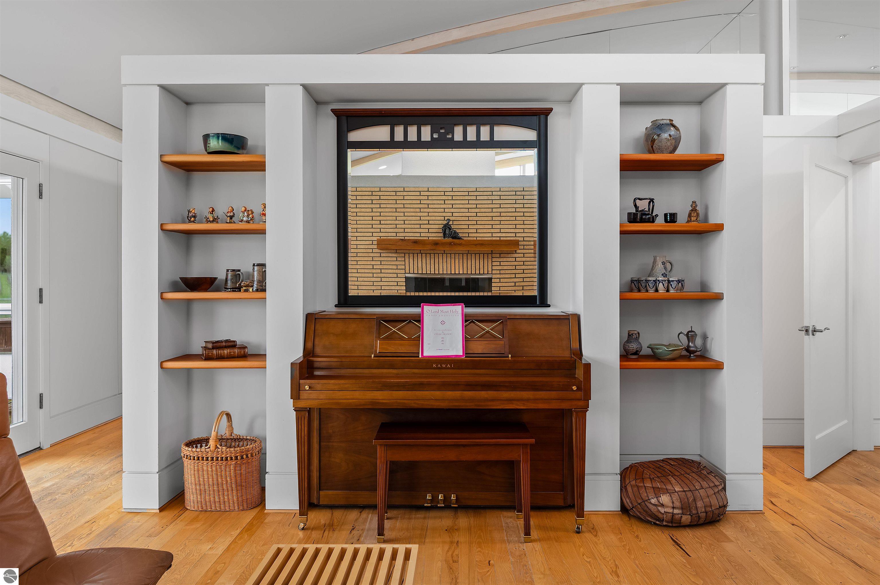 Click to enlarge photo