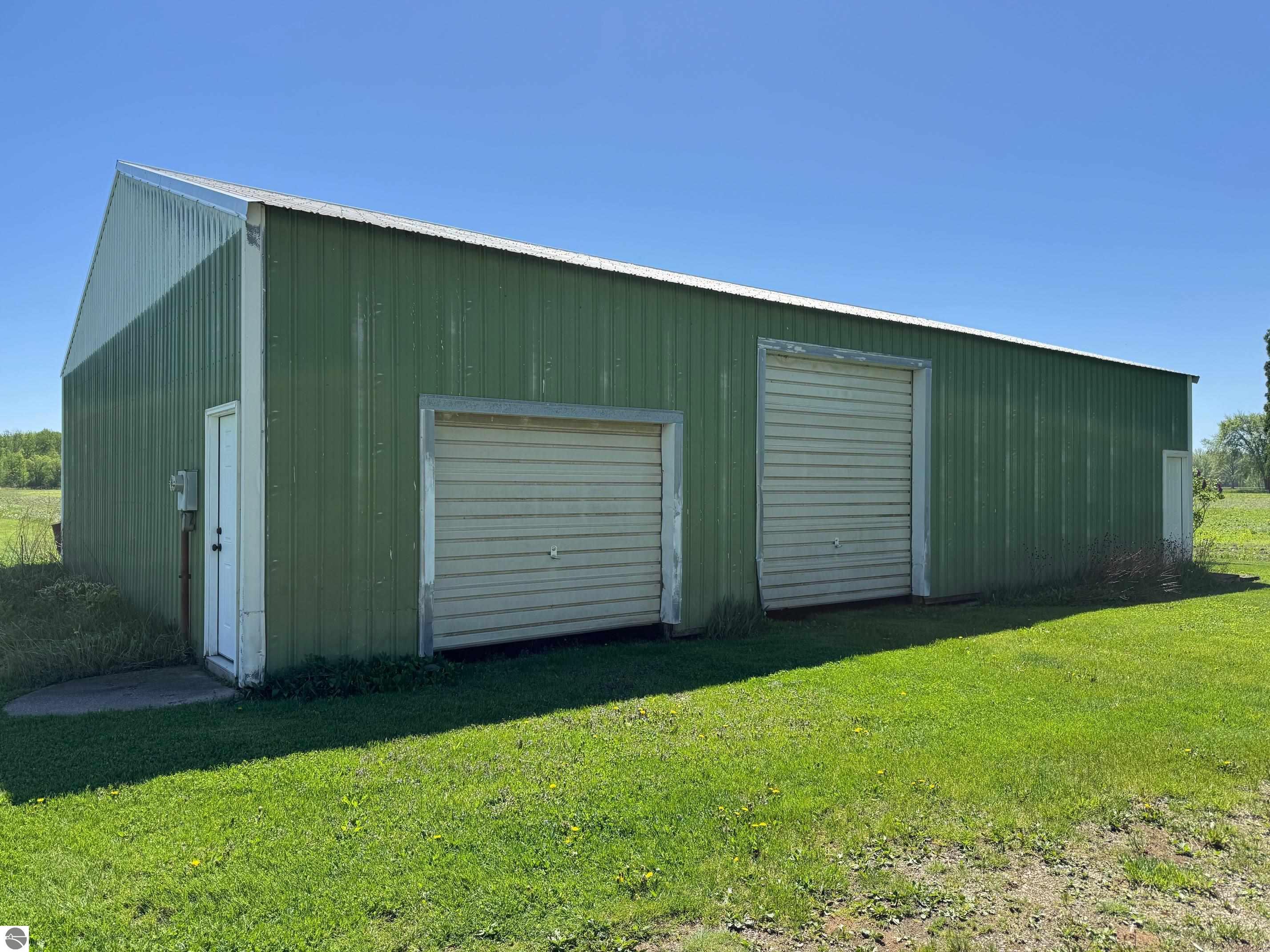 8410 N Wise Road, Clare, MI 48617 — Photo 13