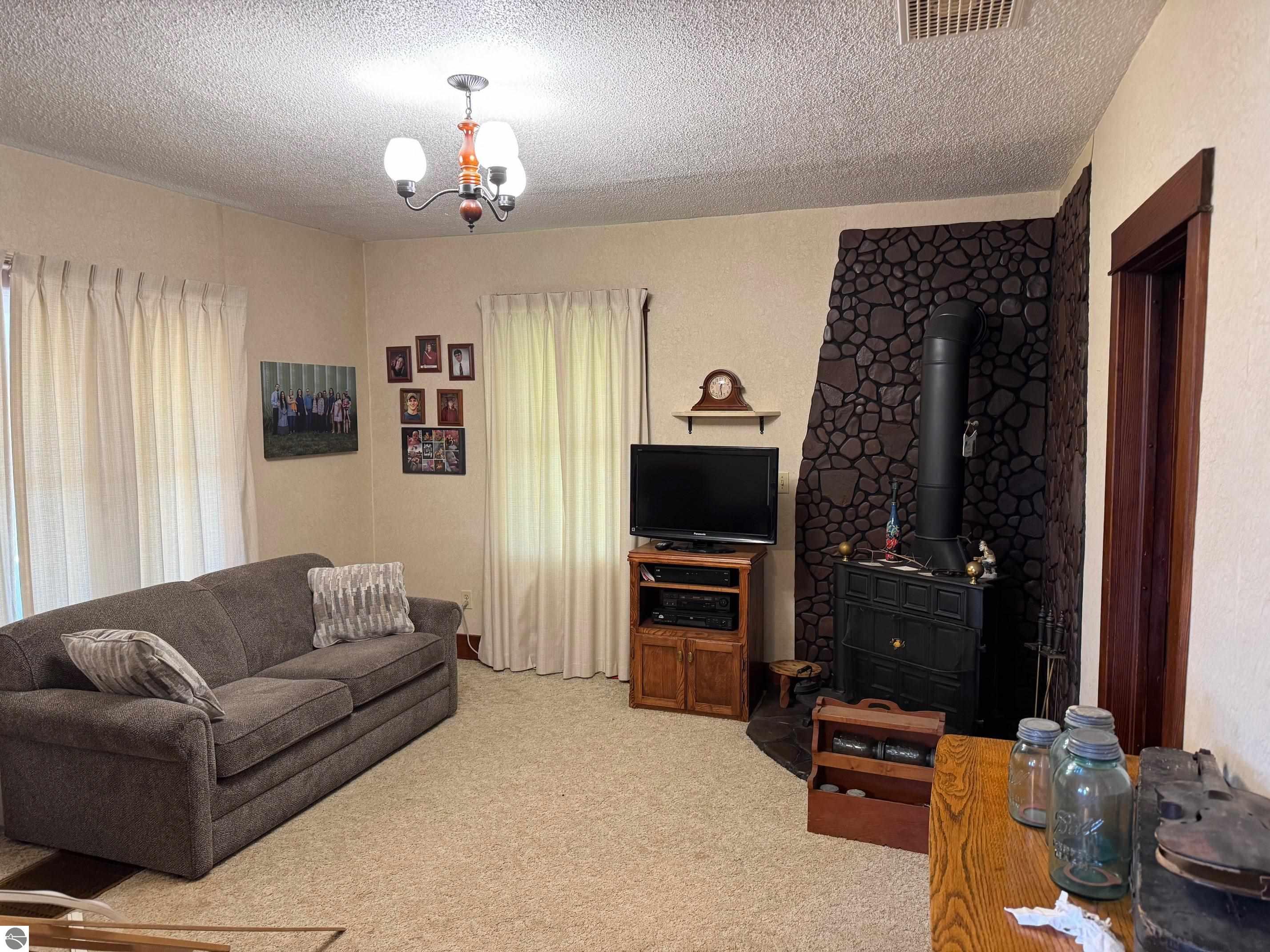 8410 N Wise Road, Clare, MI 48617 — Photo 4