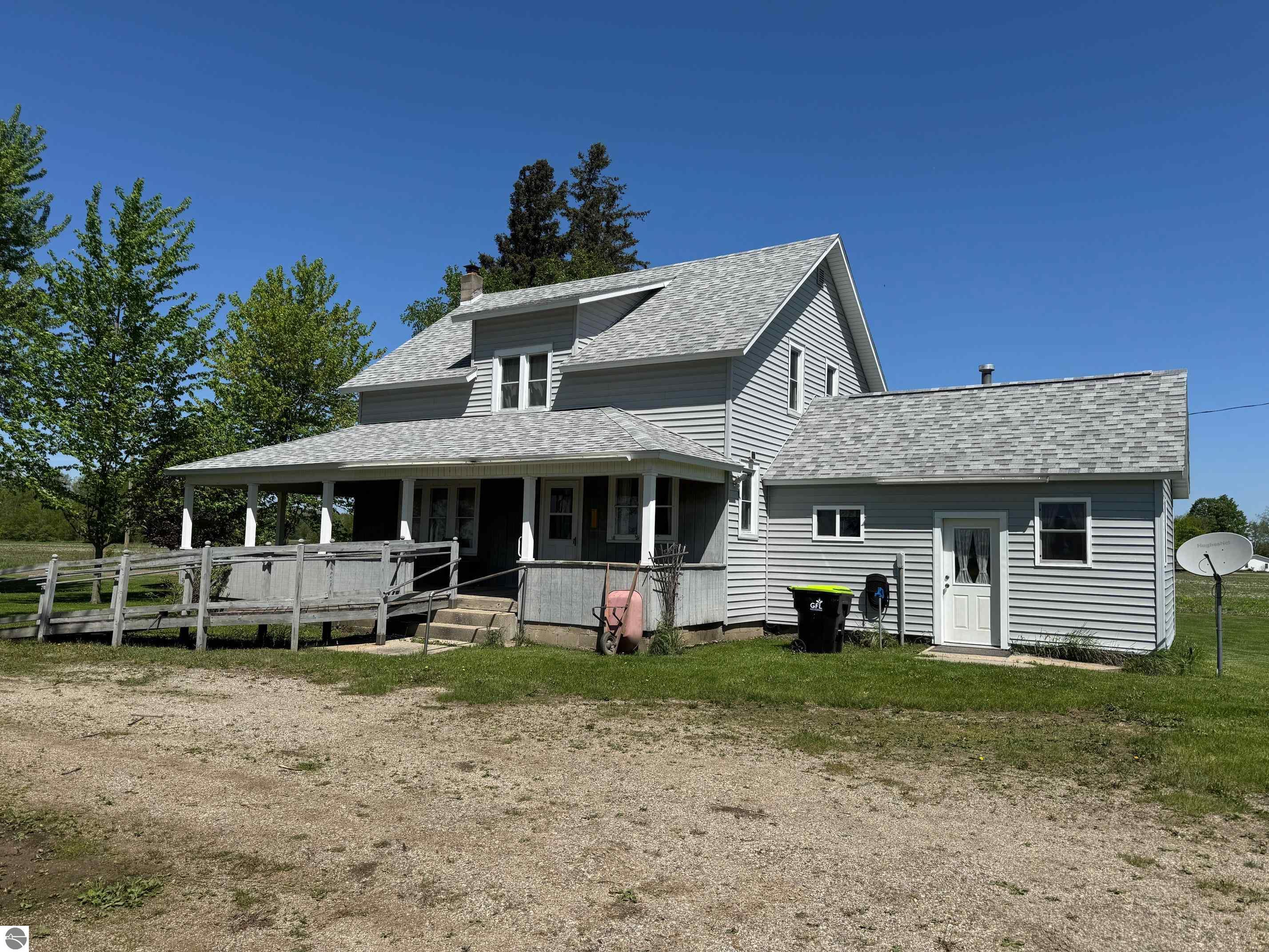 8410 N Wise Road, Clare, MI 48617 — Photo 10