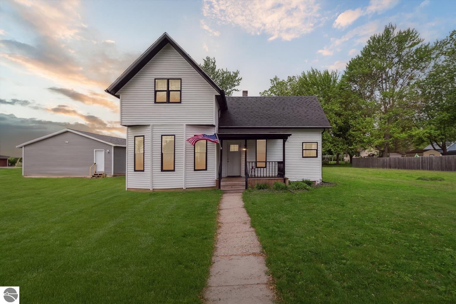 646 S Melze Street, Merrill, MI 48637 — front exterior