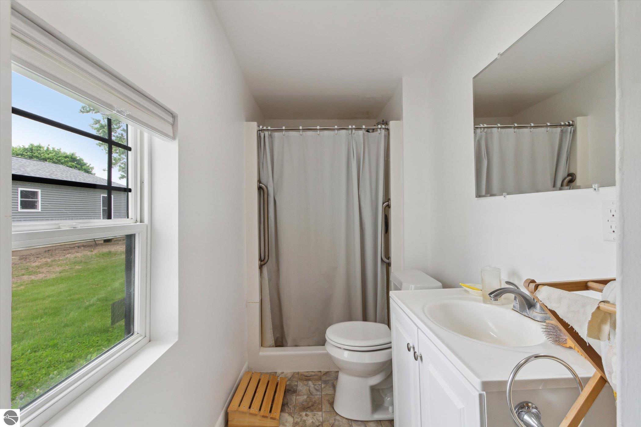646 S Melze Street, Merrill, MI 48637 — Photo 17