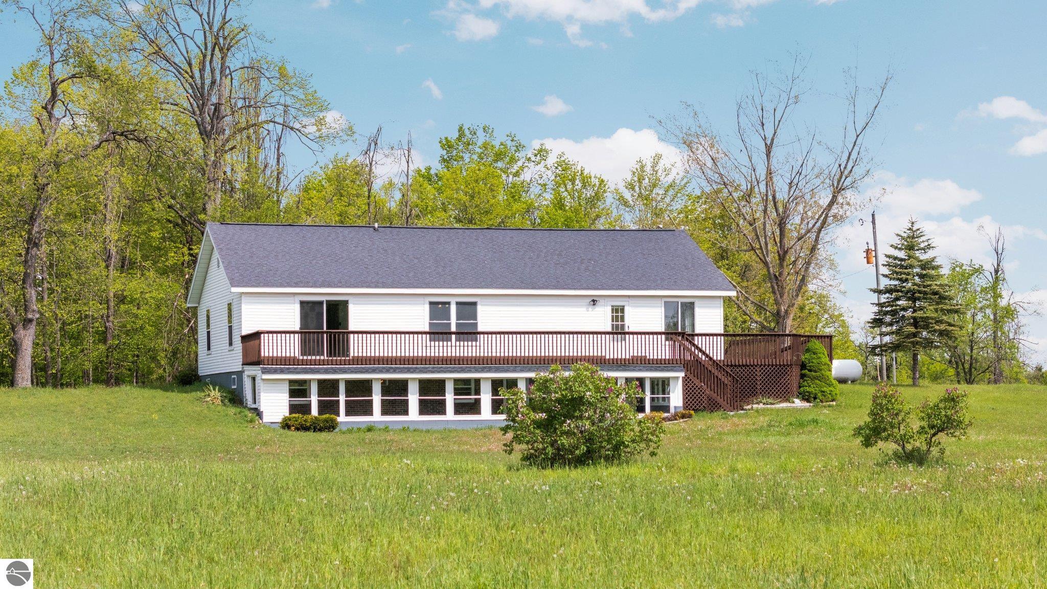 3091 Us-131 S, Elmira, MI 49730 — Photo 41
