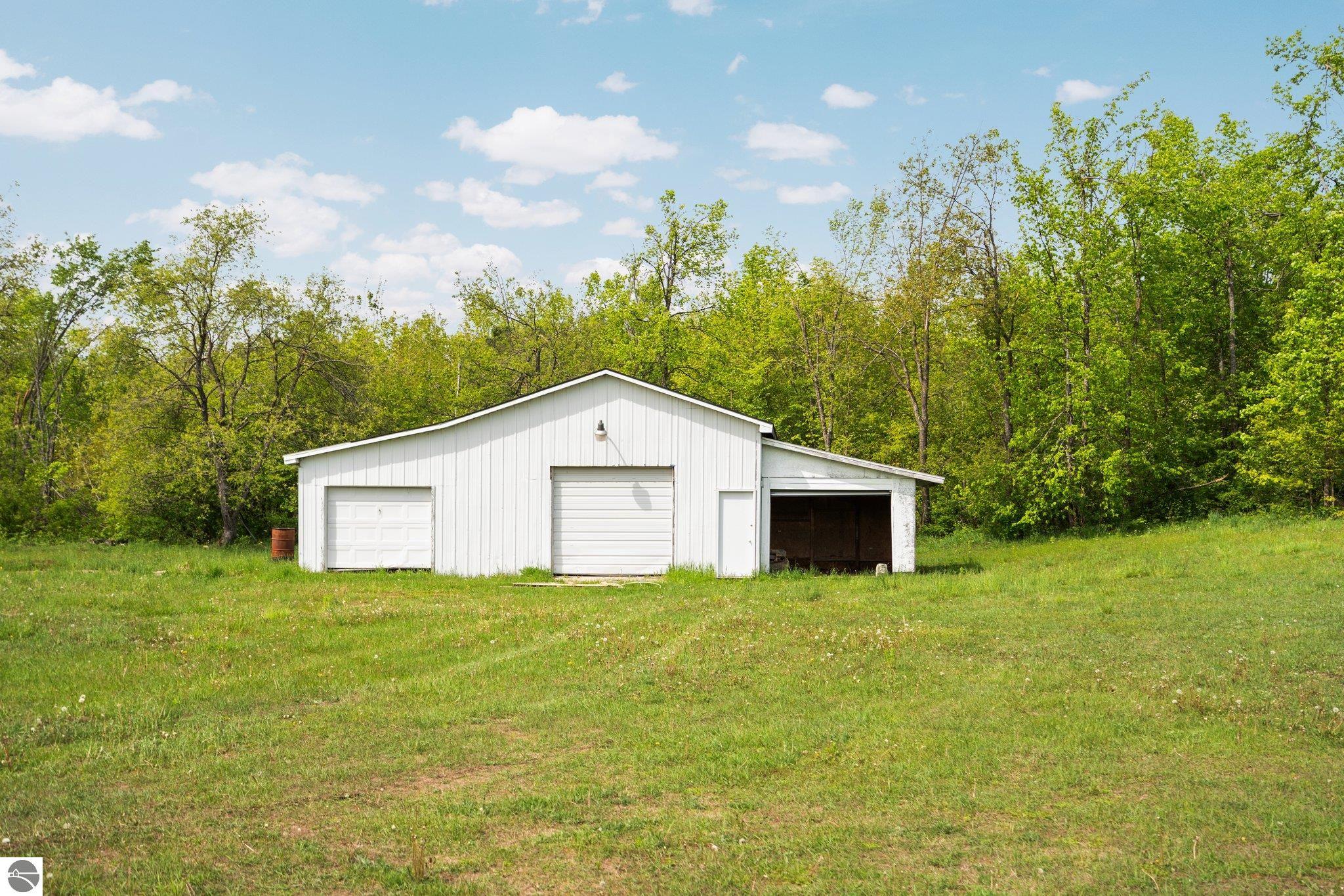 3091 Us-131 S, Elmira, MI 49730 — Photo 67