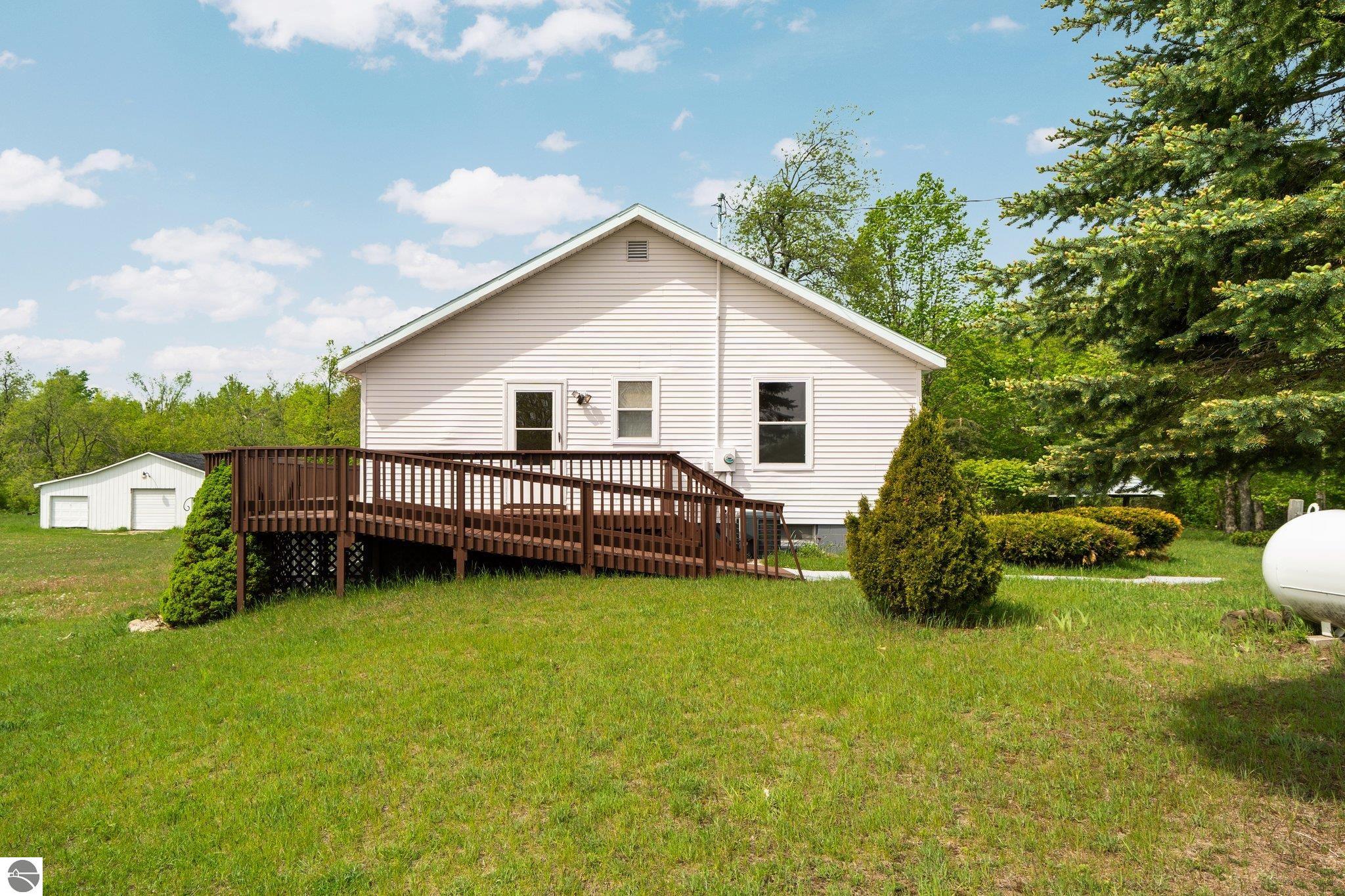 3091 Us-131 S, Elmira, MI 49730 — Photo 74