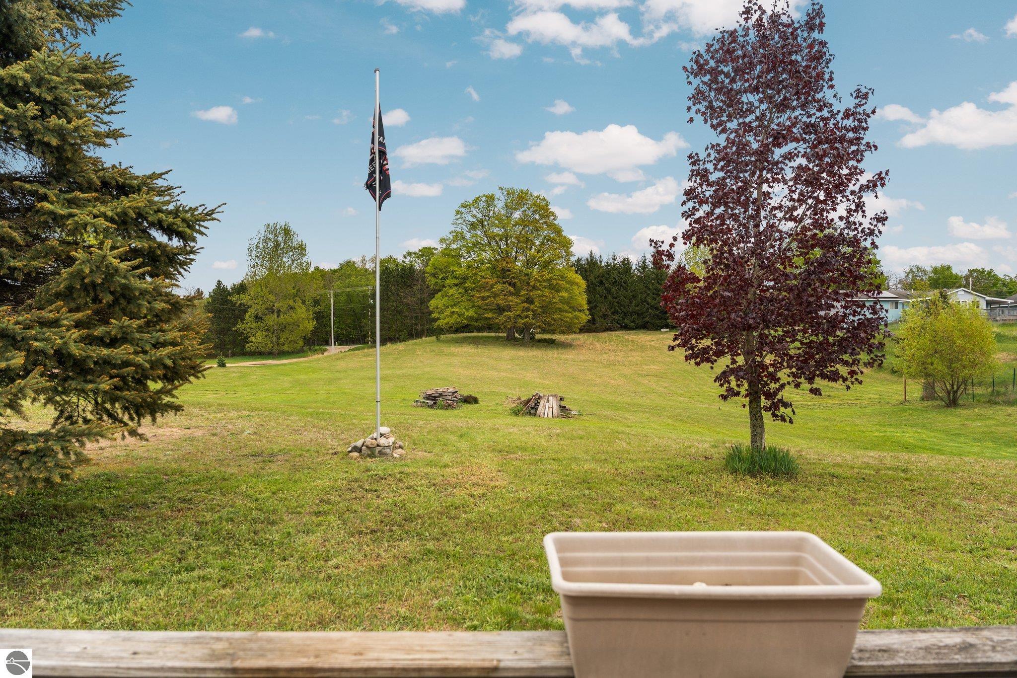 9170 Townline Road, Kingsley, MI 49649 — Photo 12