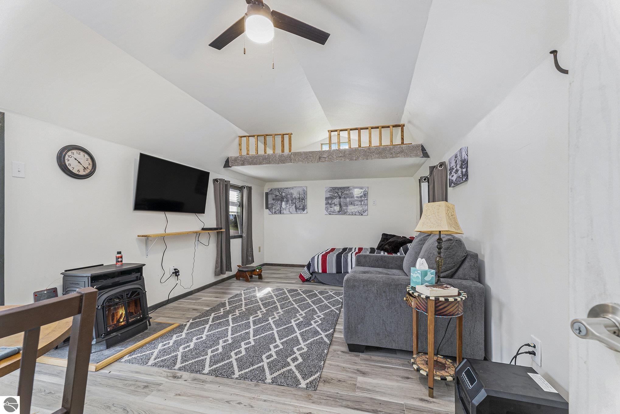 Click to enlarge photo