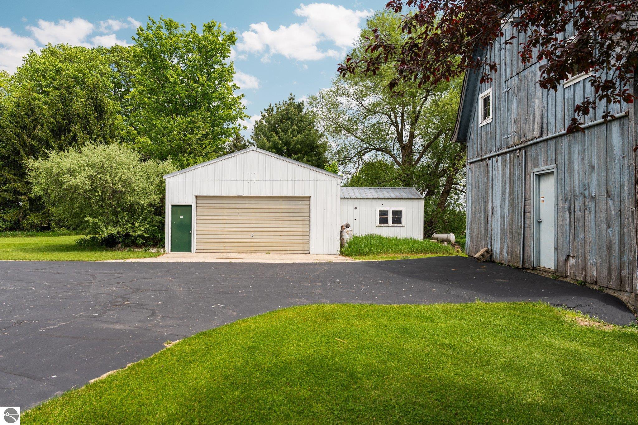 9889 Ramsay Road, Buckley, MI 49620 — Photo 12