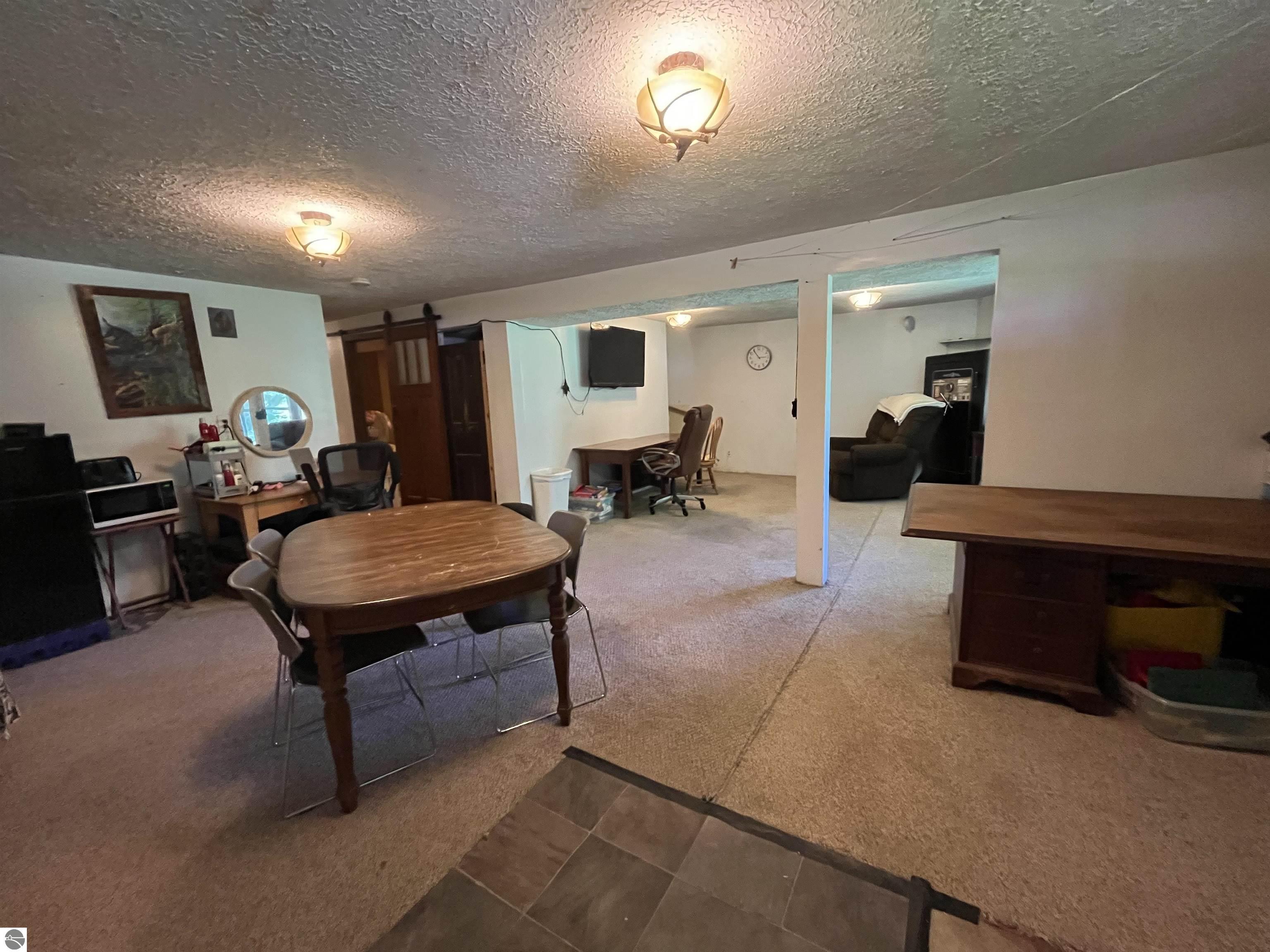 6615 Manley Drive, Riverdale, MI 48877 — Photo 17