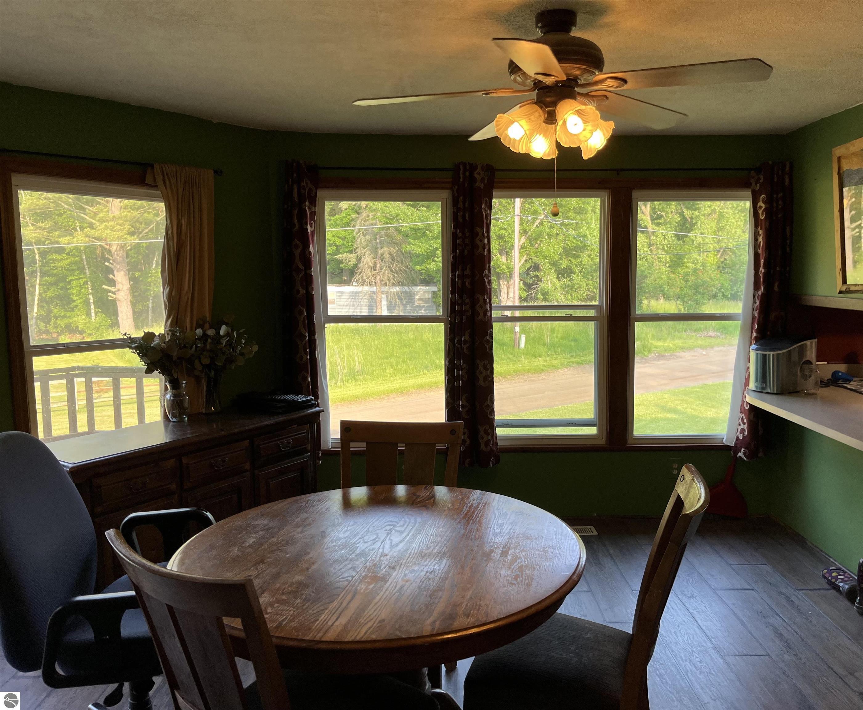 6615 Manley Drive, Riverdale, MI 48877 — Photo 5