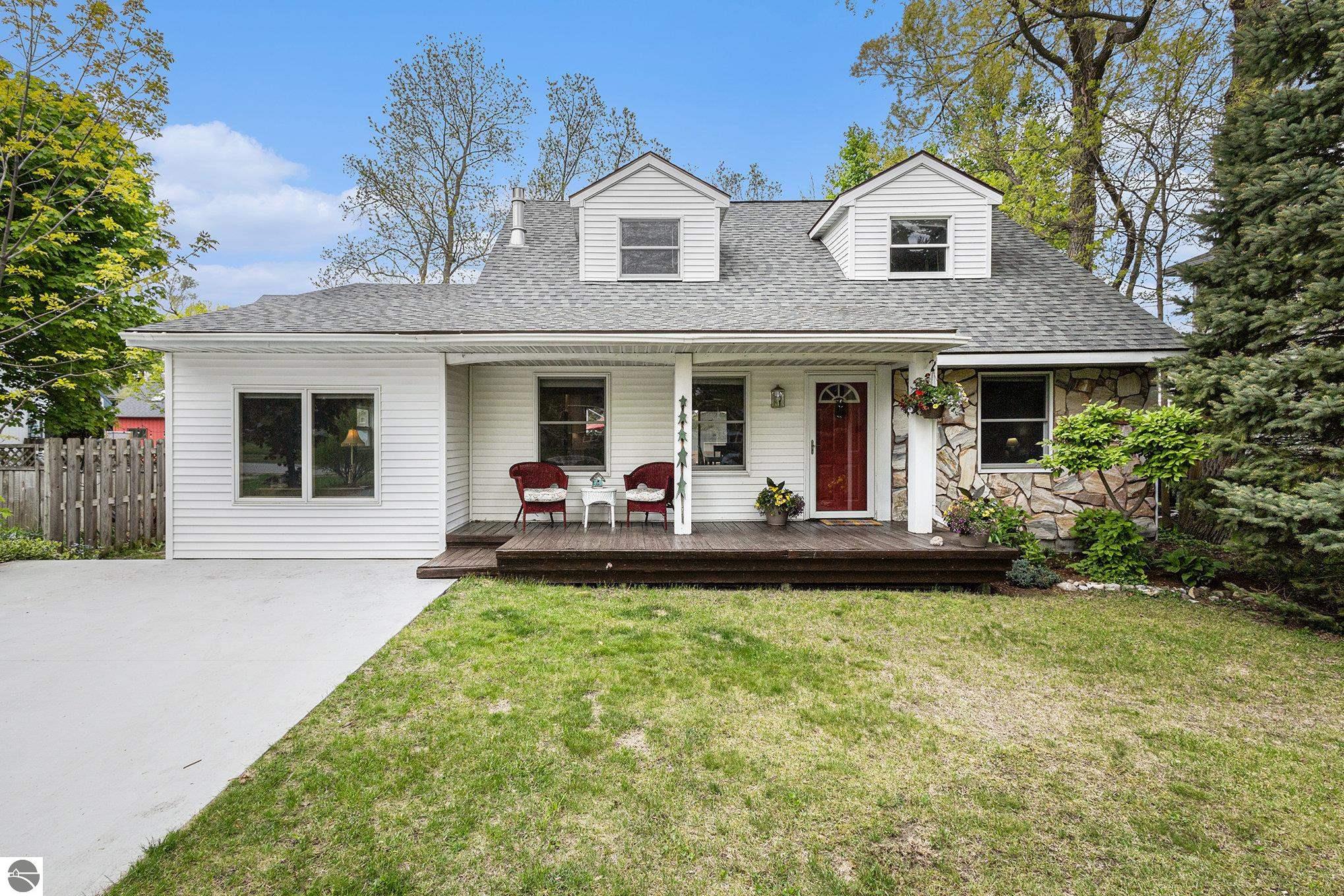 114 Ottawa Street, Elk Rapids, MI 49629 — front exterior