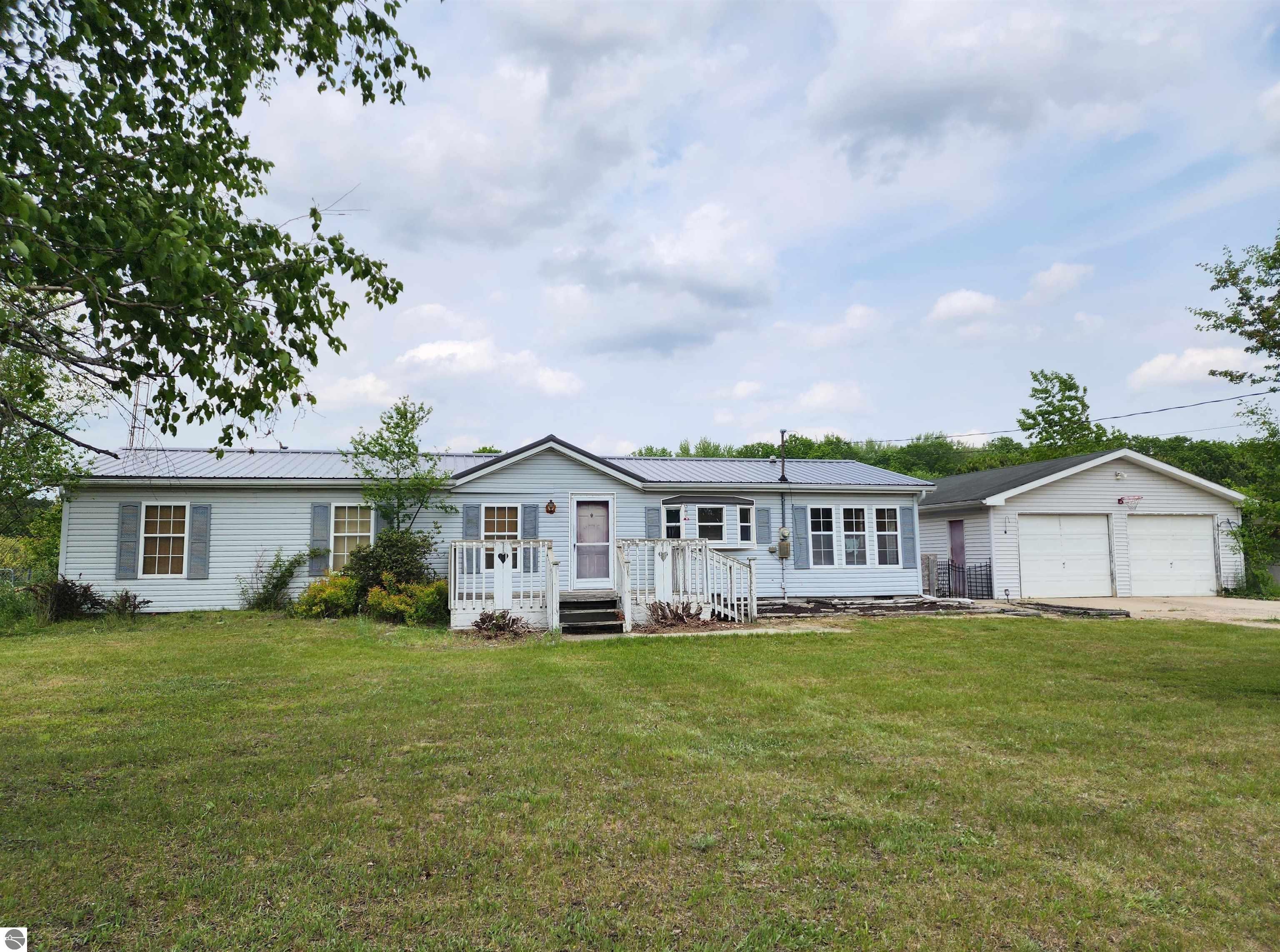 11636 W Madison Road, Riverdale, MI 48877 — front exterior