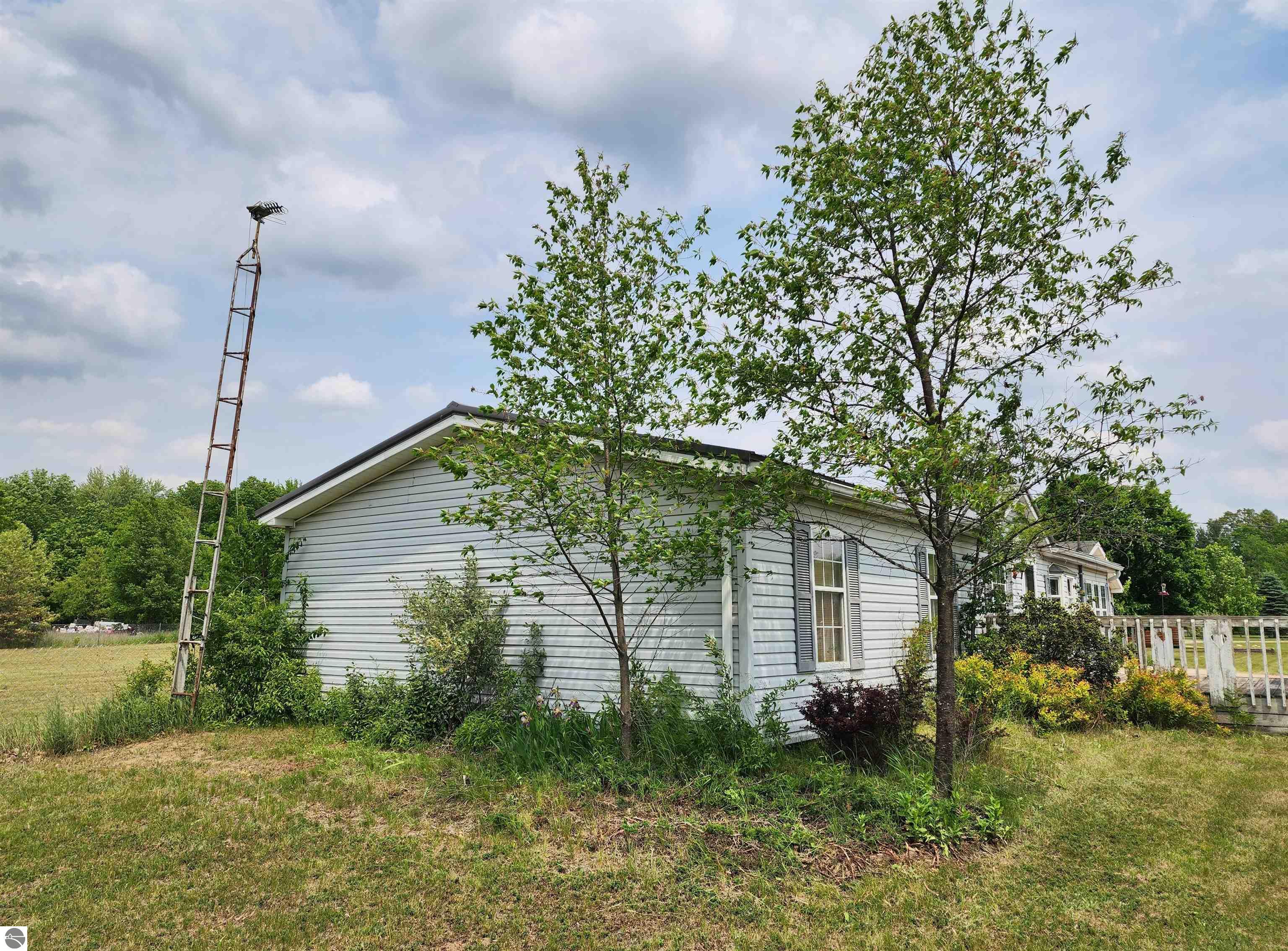 11636 W Madison Road, Riverdale, MI 48877 — Photo 29