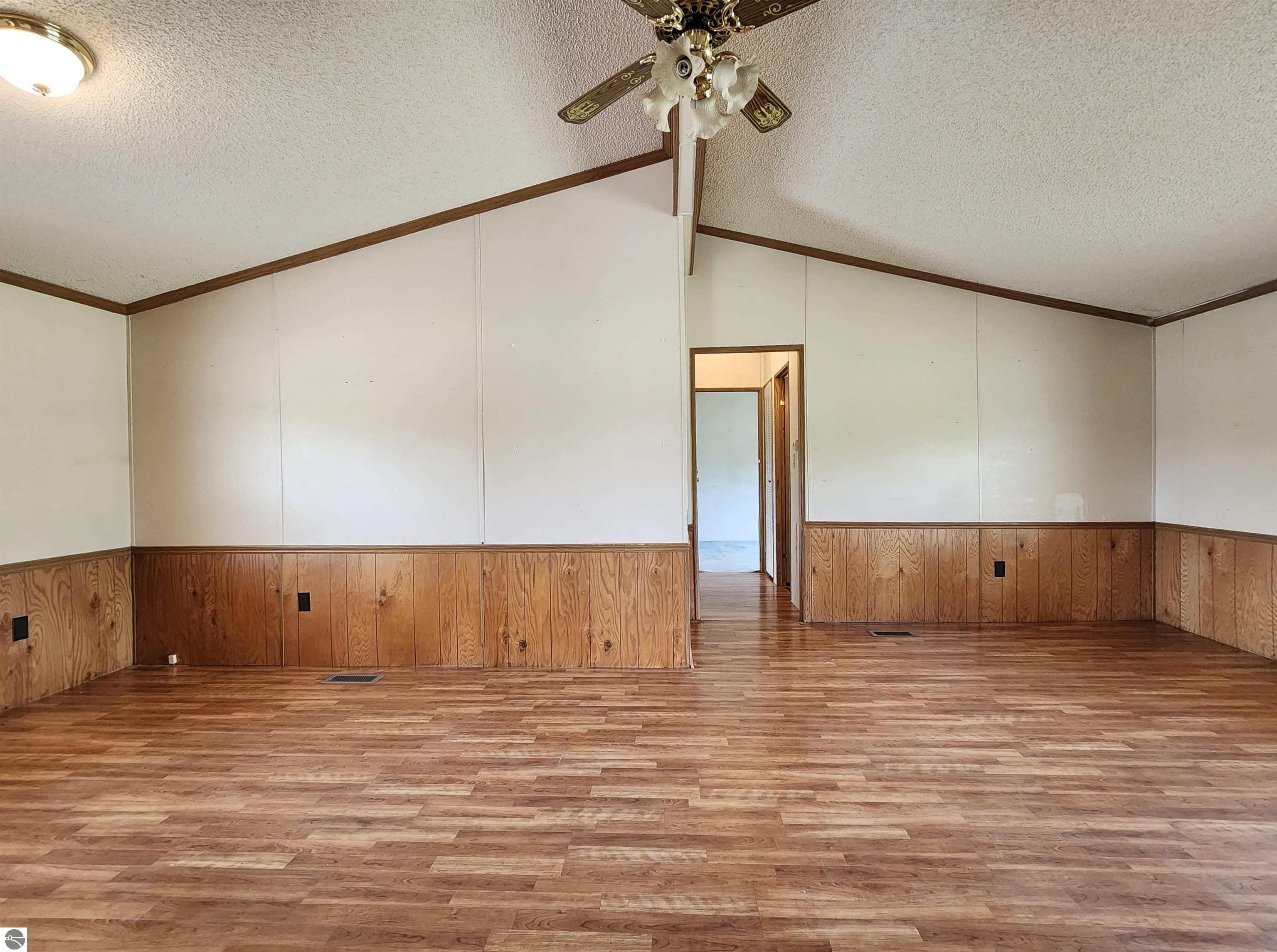 11636 W Madison Road, Riverdale, MI 48877 — Photo 4