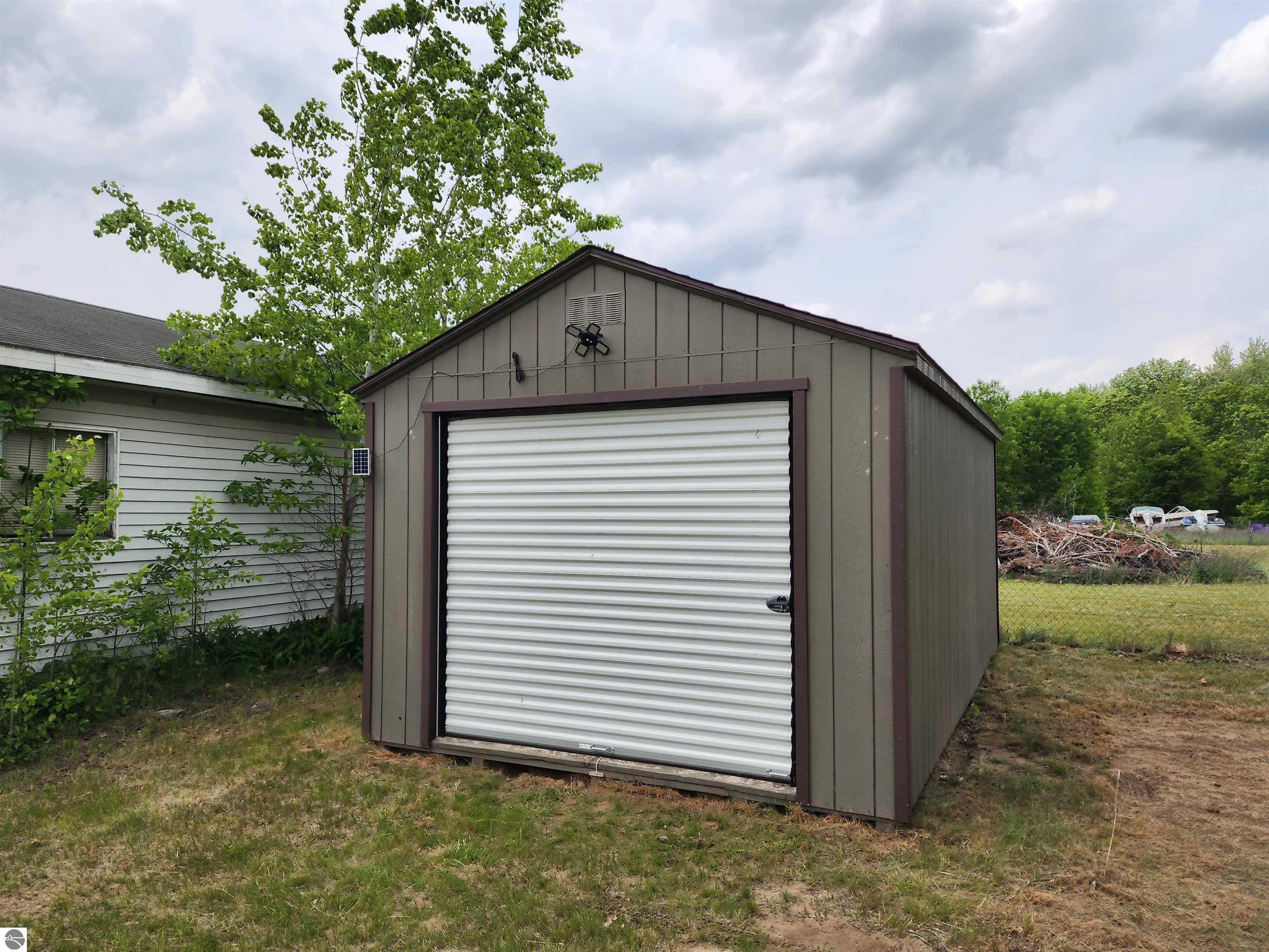 11636 W Madison Road, Riverdale, MI 48877 — Photo 31