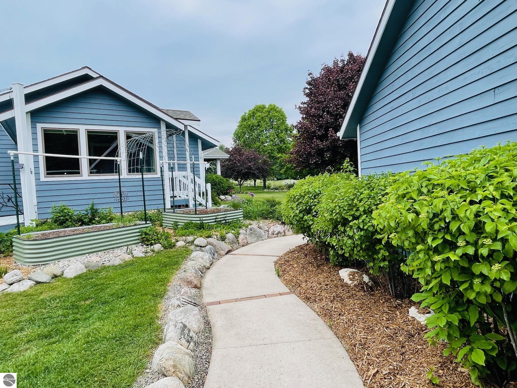 10550 Highview Lane, Central Lake, MI 49622 — Photo 17