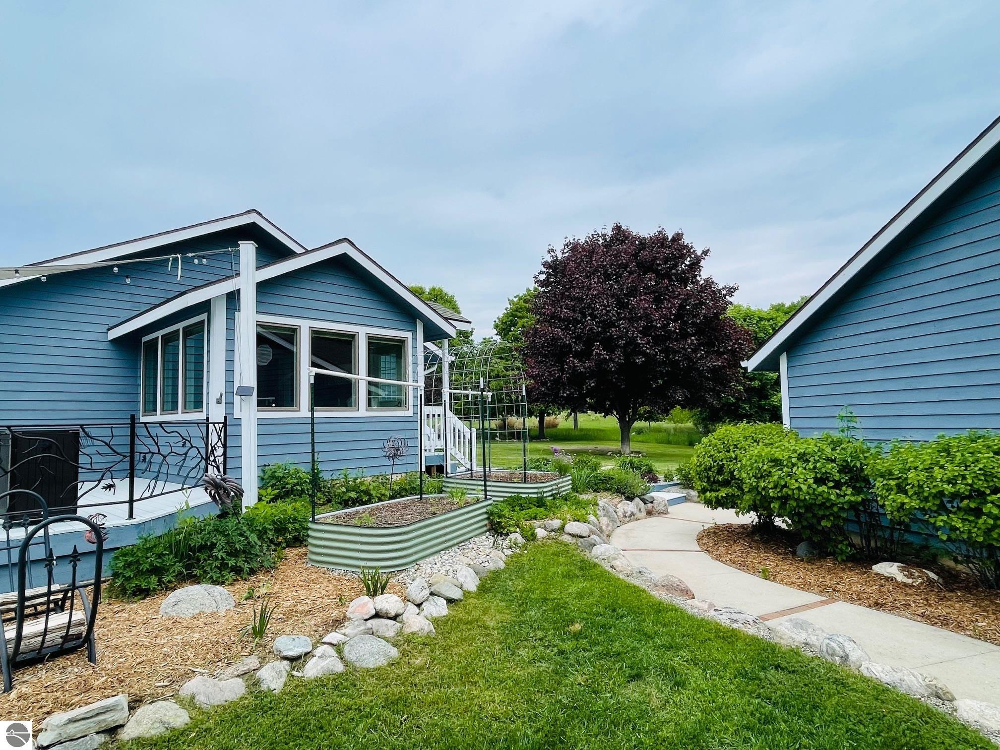10550 Highview Lane, Central Lake, MI 49622 — Photo 4