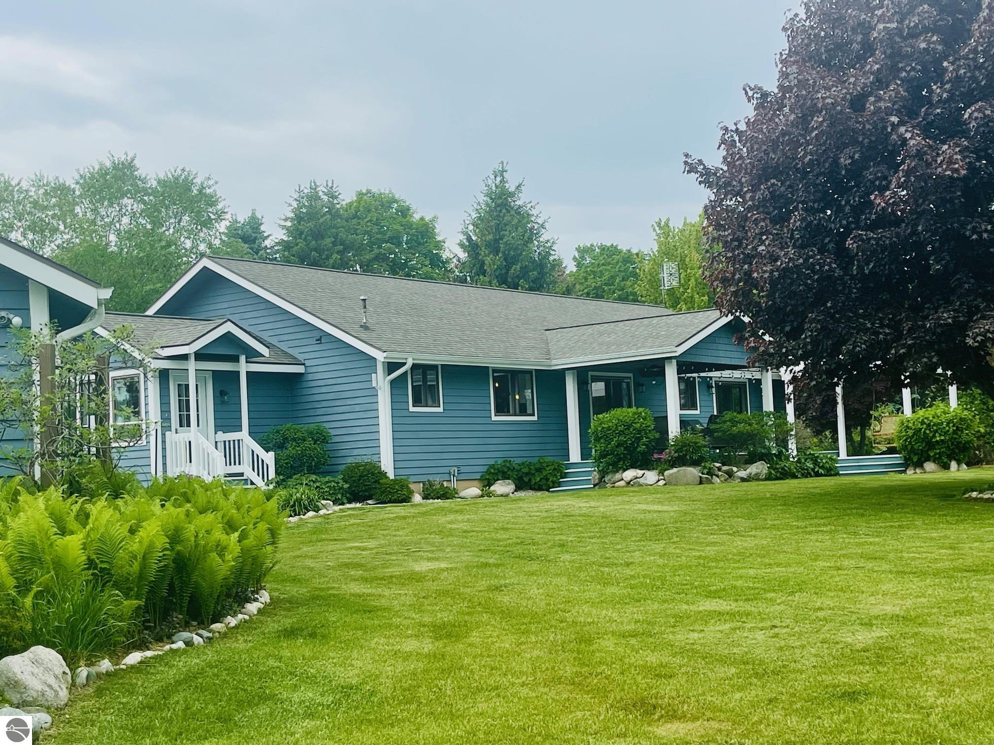 10550 Highview Lane, Central Lake, MI 49622 — Photo 5