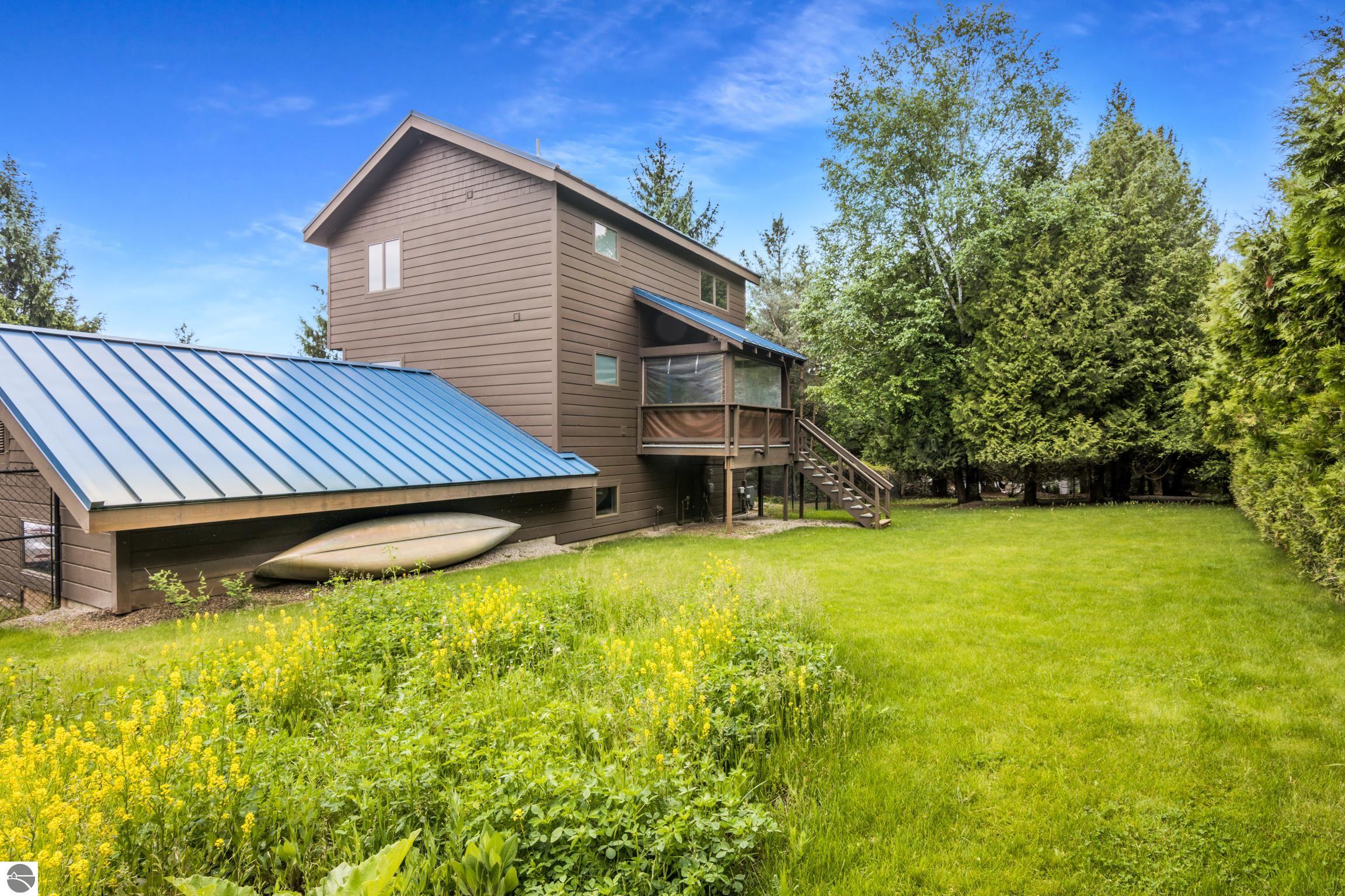 110 W Terrace Lane, Commons, Leland, MI 49654 — Photo 3