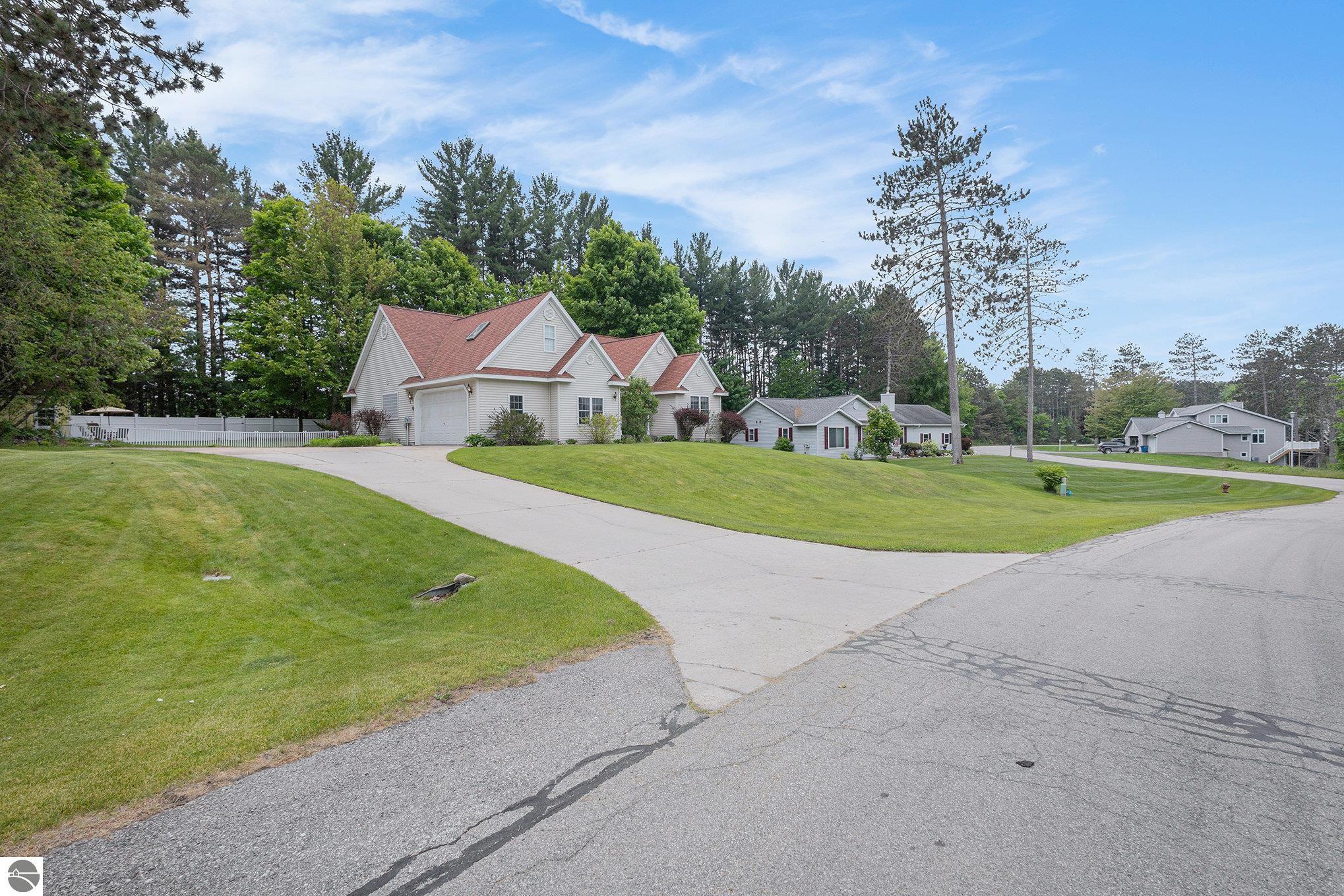 779 Chickadee Lane, Kingsley, MI 49649 — Photo 33
