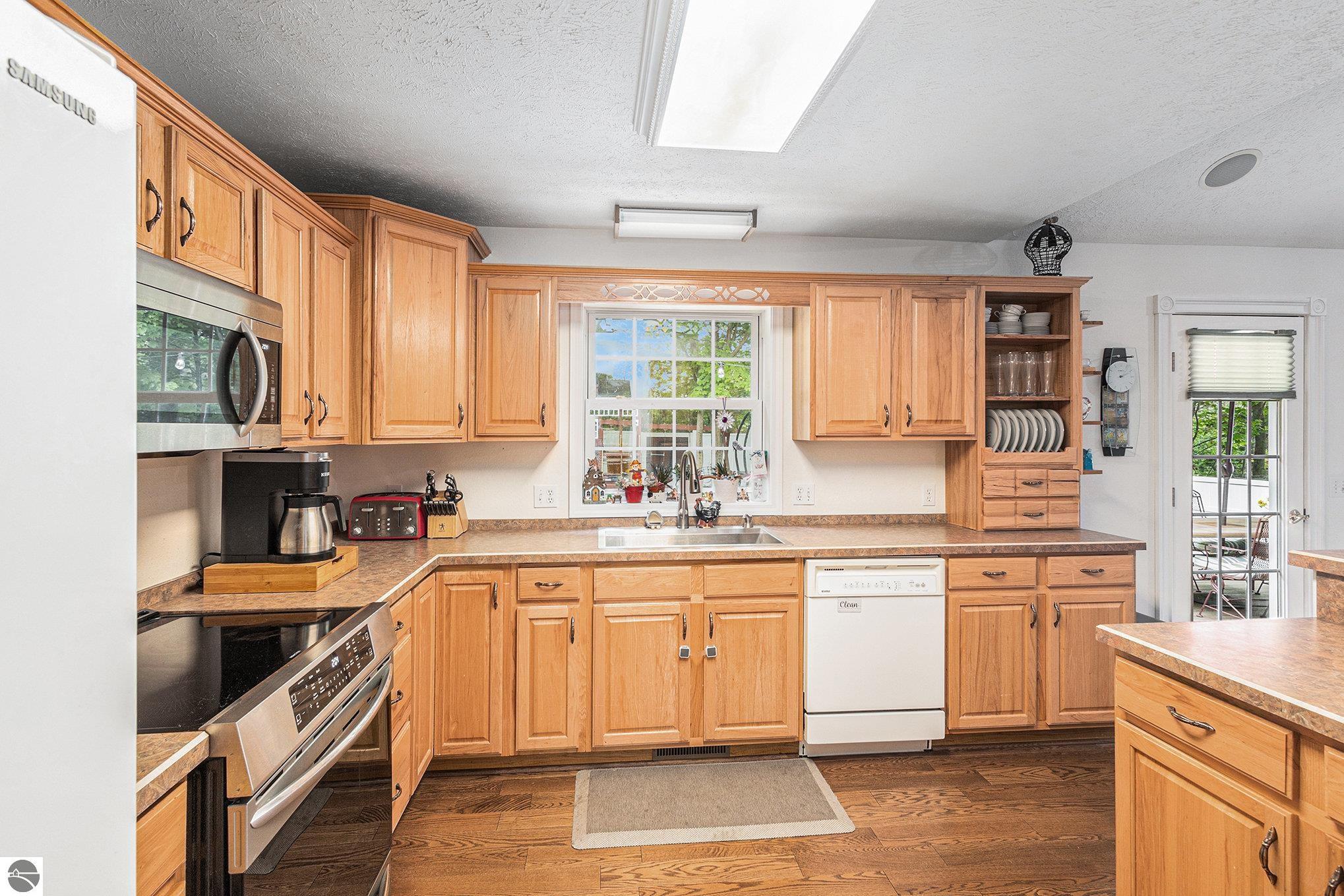 779 Chickadee Lane, Kingsley, MI 49649 — Photo 8