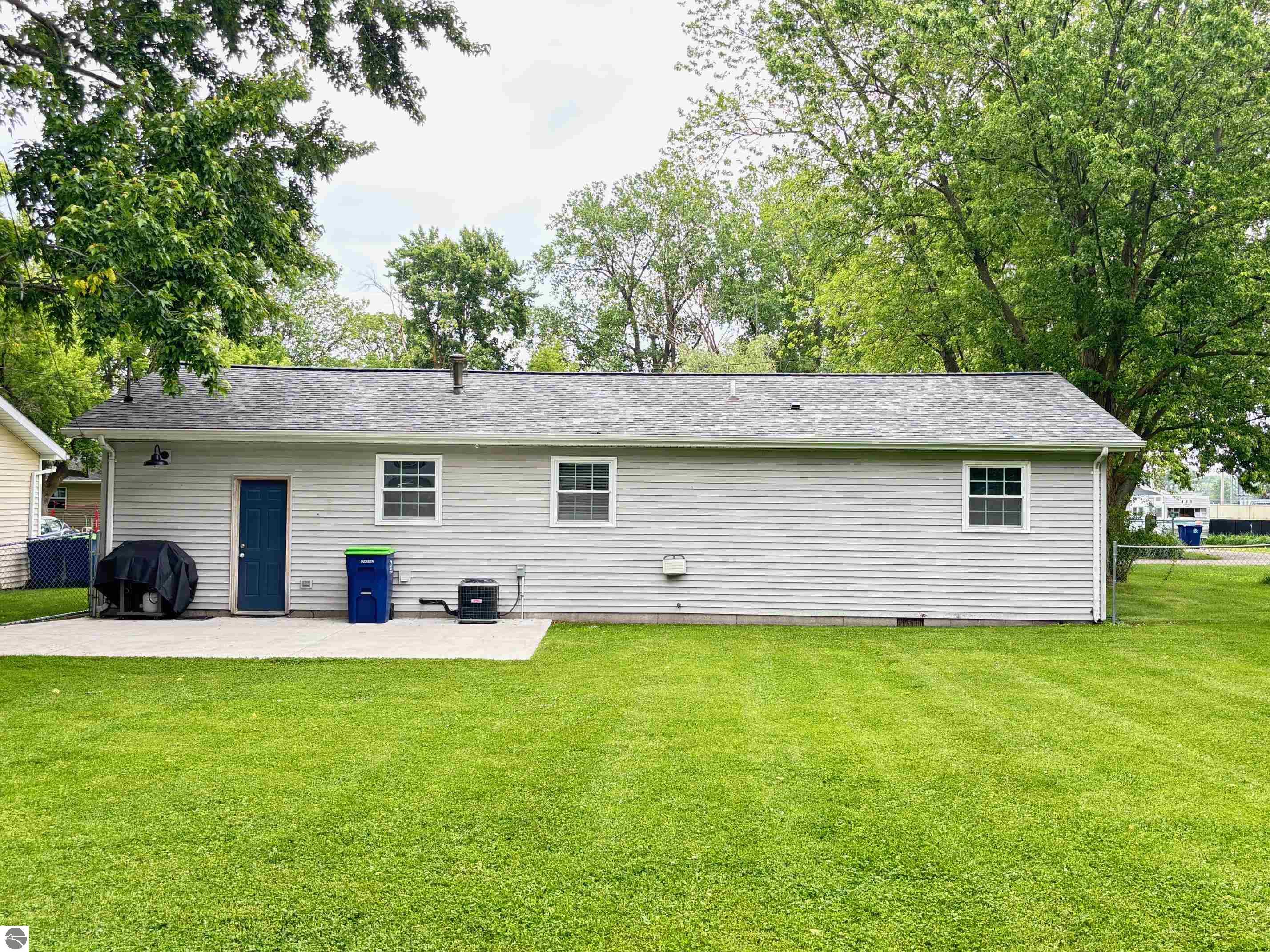 214 Seventh Street, Breckenridge, MI 48615 — Photo 2