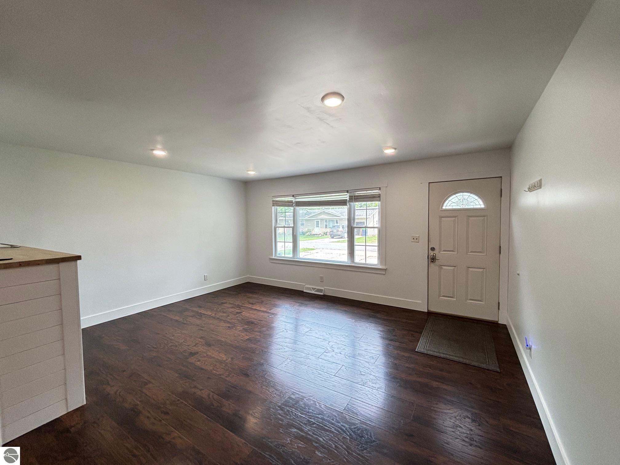 214 Seventh Street, Breckenridge, MI 48615 — Photo 4