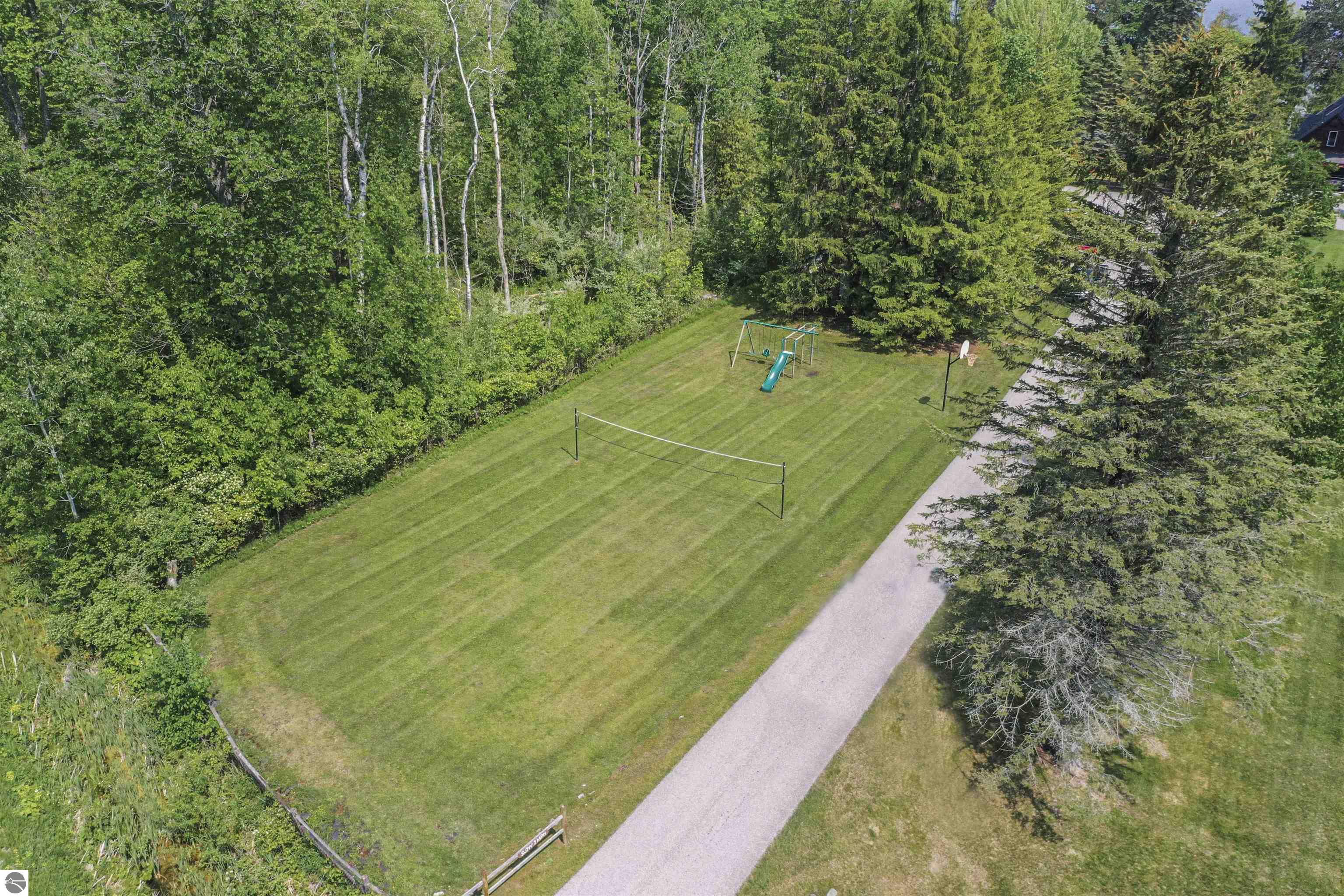 8123 S Rustic Drive, Cedar, MI 49621 — Photo 28