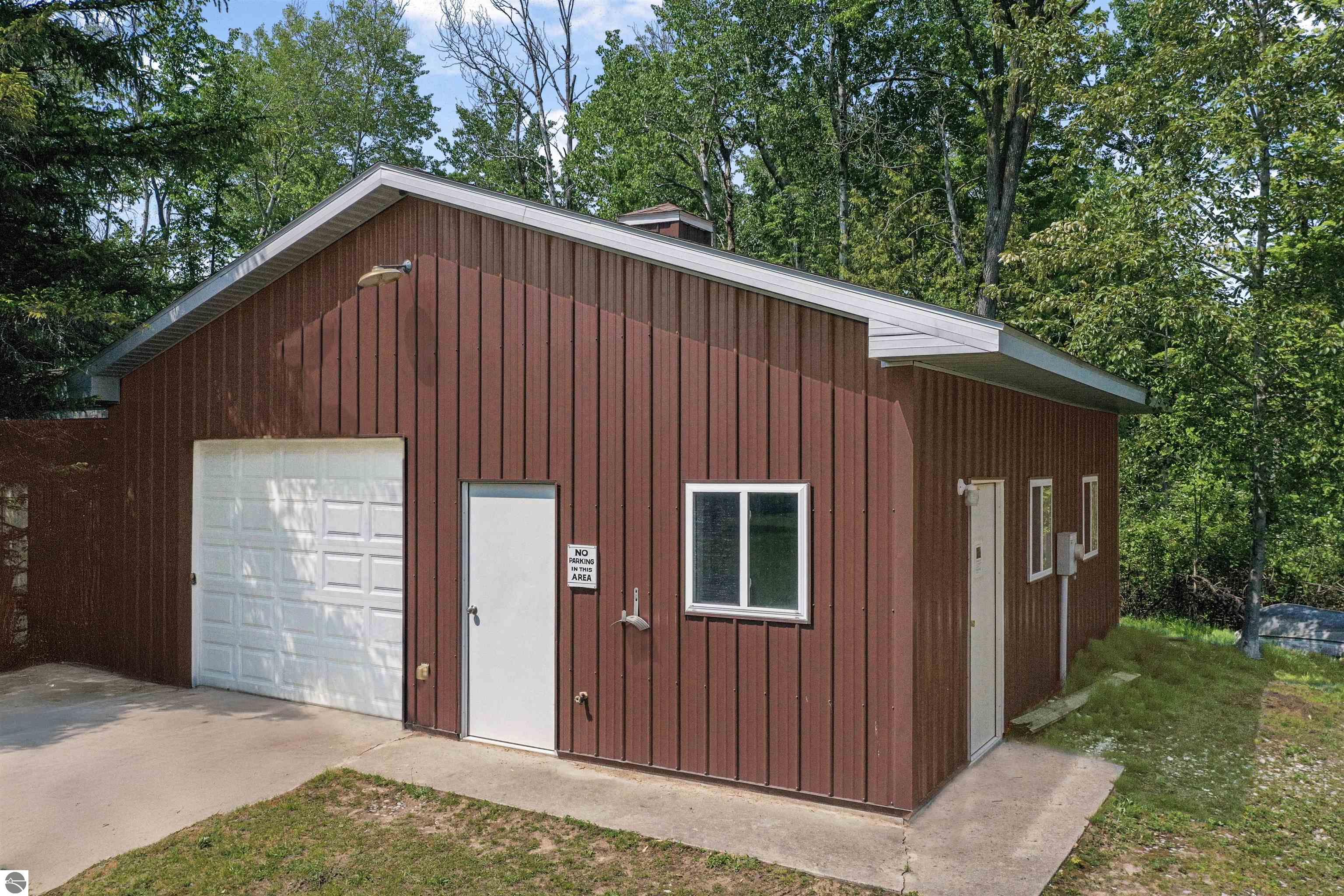 8123 S Rustic Drive, Cedar, MI 49621 — Photo 29