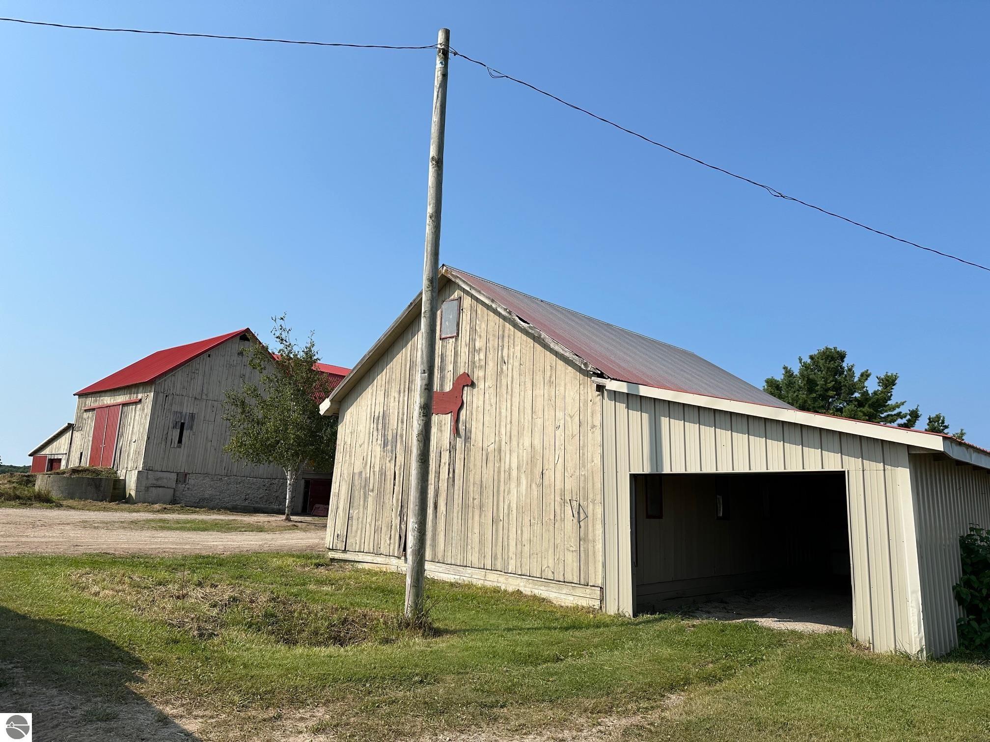 Click to enlarge photo