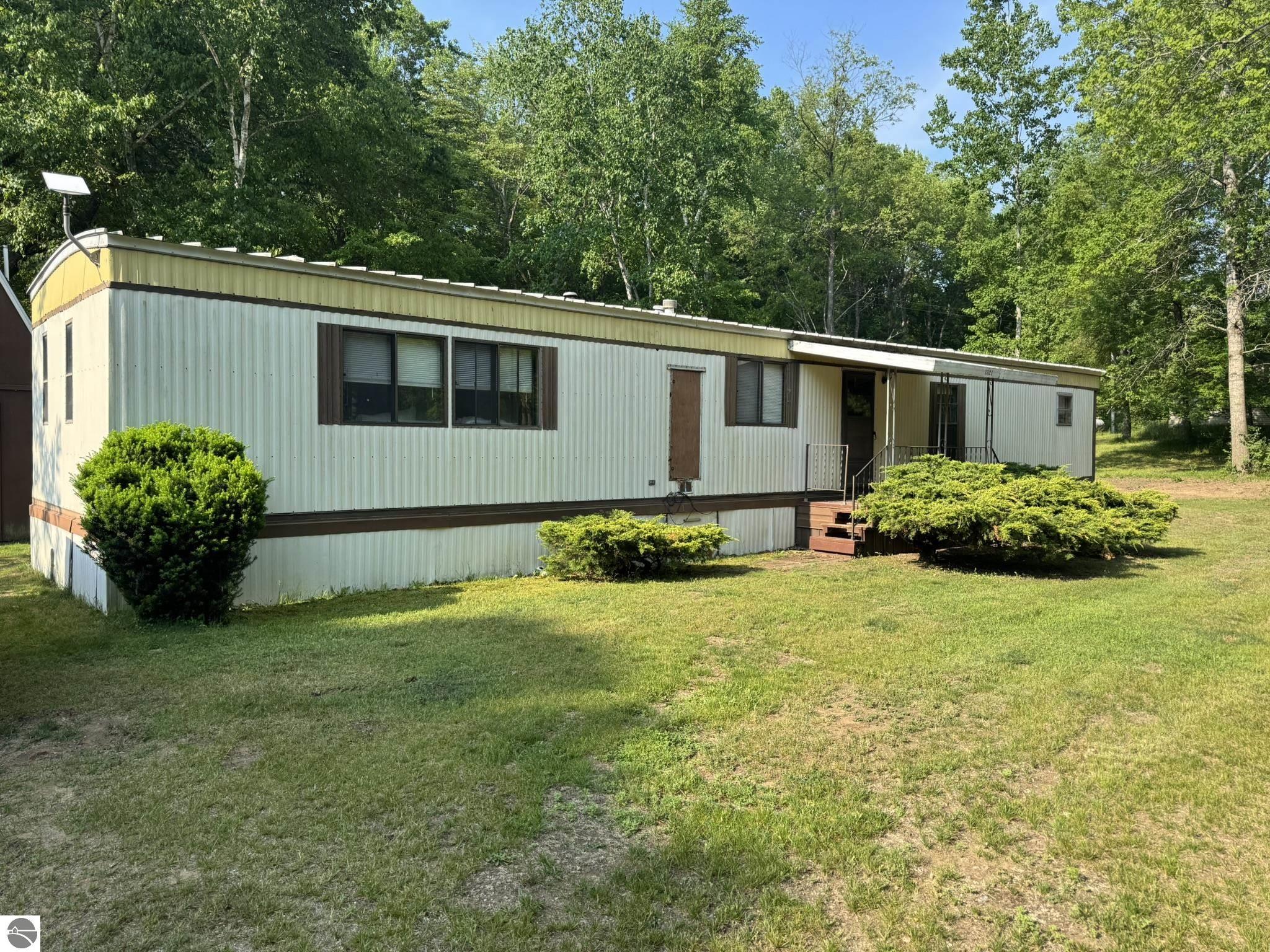 1321 Ziggy Road, Farwell, MI 48622 — front exterior