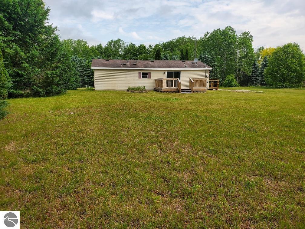 5819 Indian Lane, Weidman, MI 48893 — Photo 18