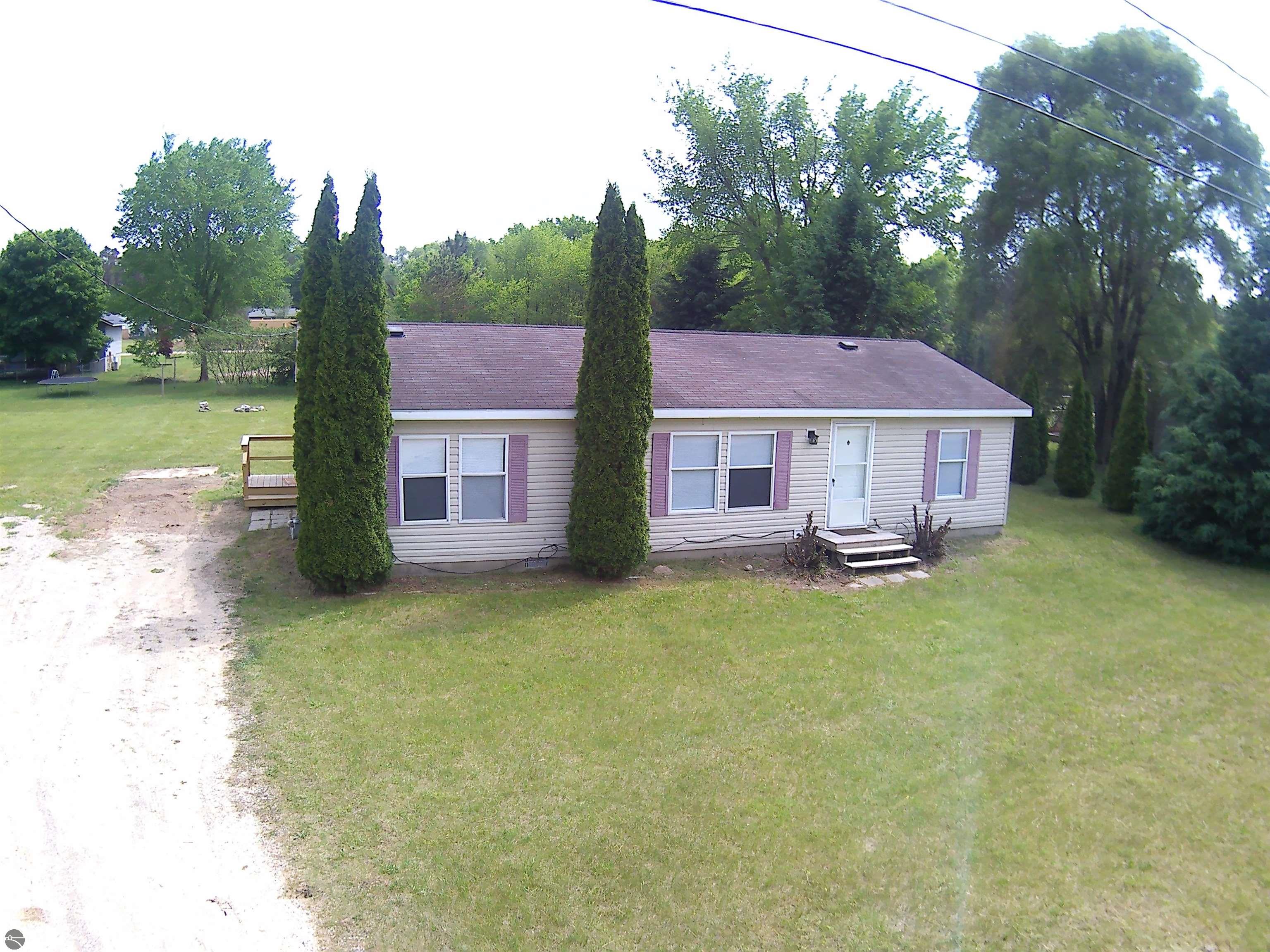 5819 Indian Lane, Weidman, MI 48893 — Photo 20
