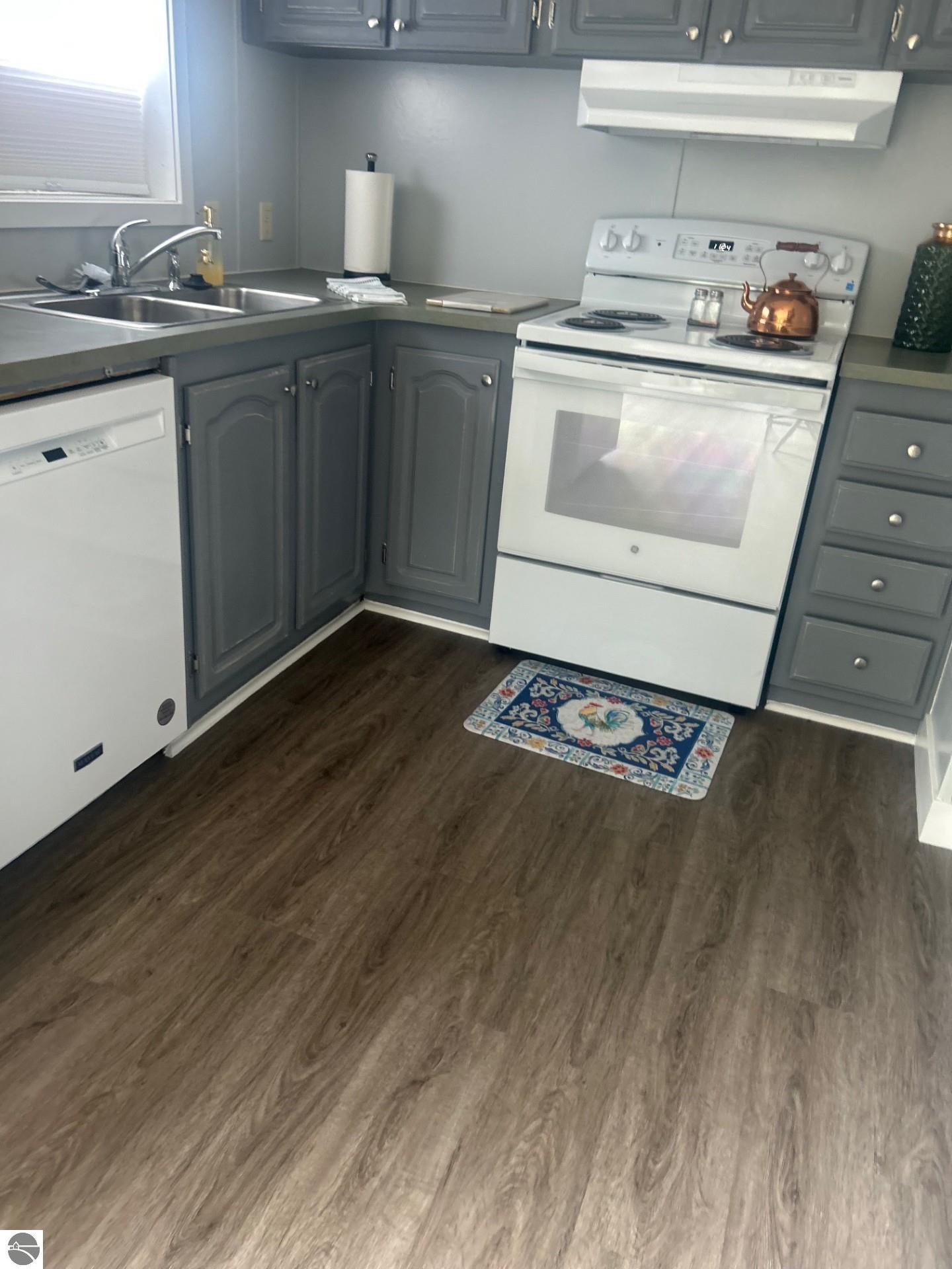 5819 Indian Lane, Weidman, MI 48893 — Photo 8