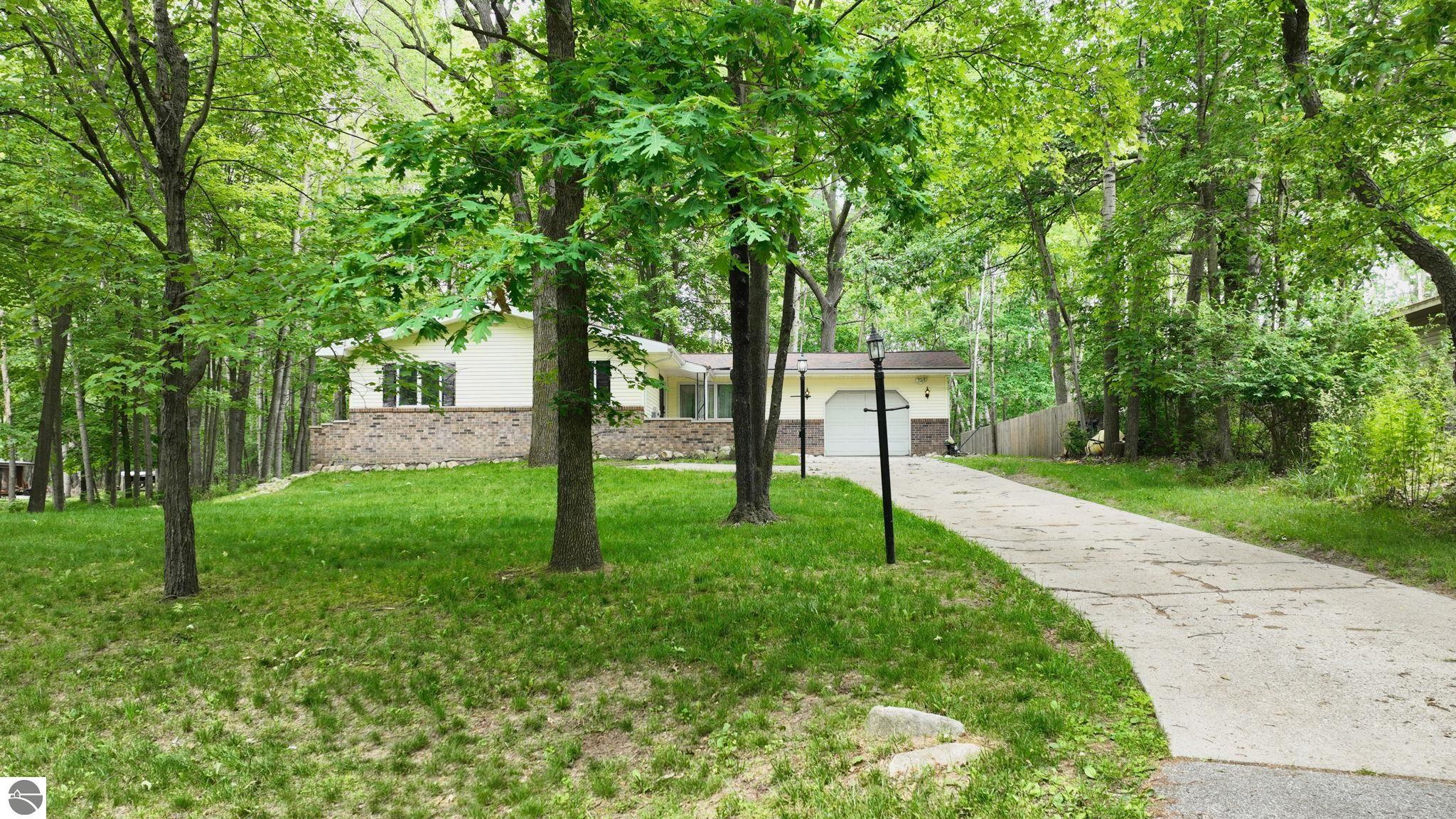 1207 Queensway Drive, Lake Isabella, MI 48893 — Photo 20