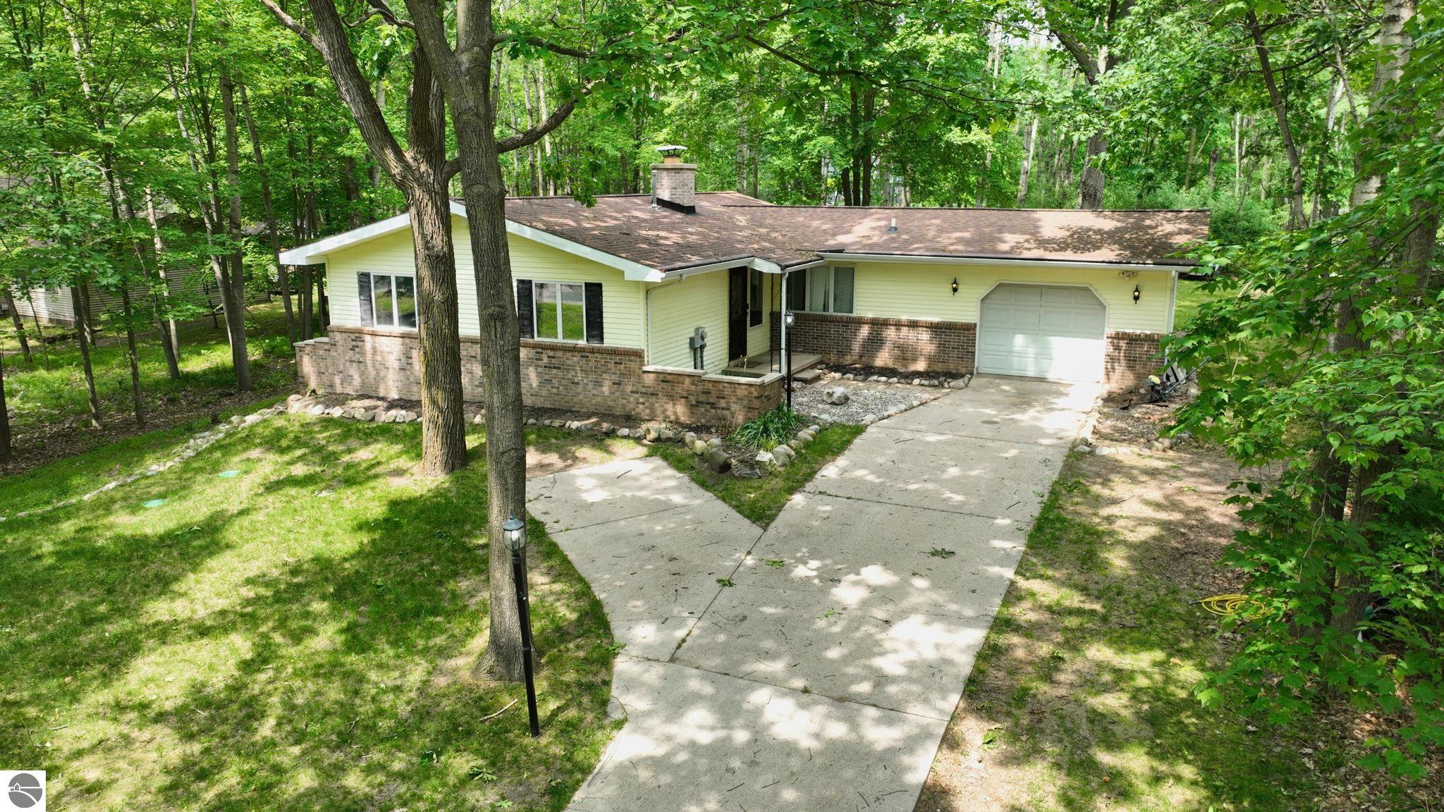 1207 Queensway Drive, Lake Isabella, MI 48893 — Photo 21