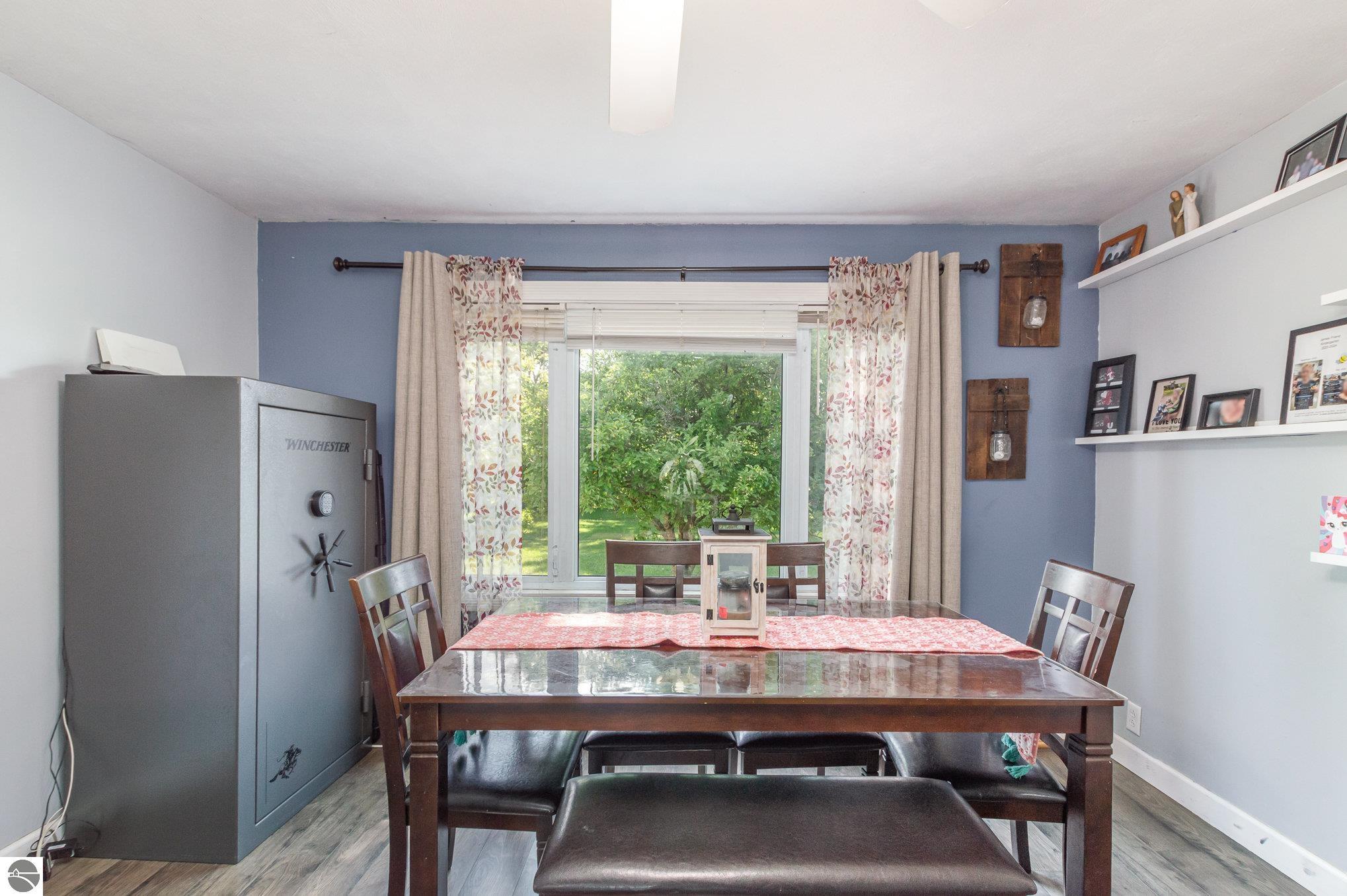 134 W Burton Street, Pompeii, MI 48874 — Photo 8