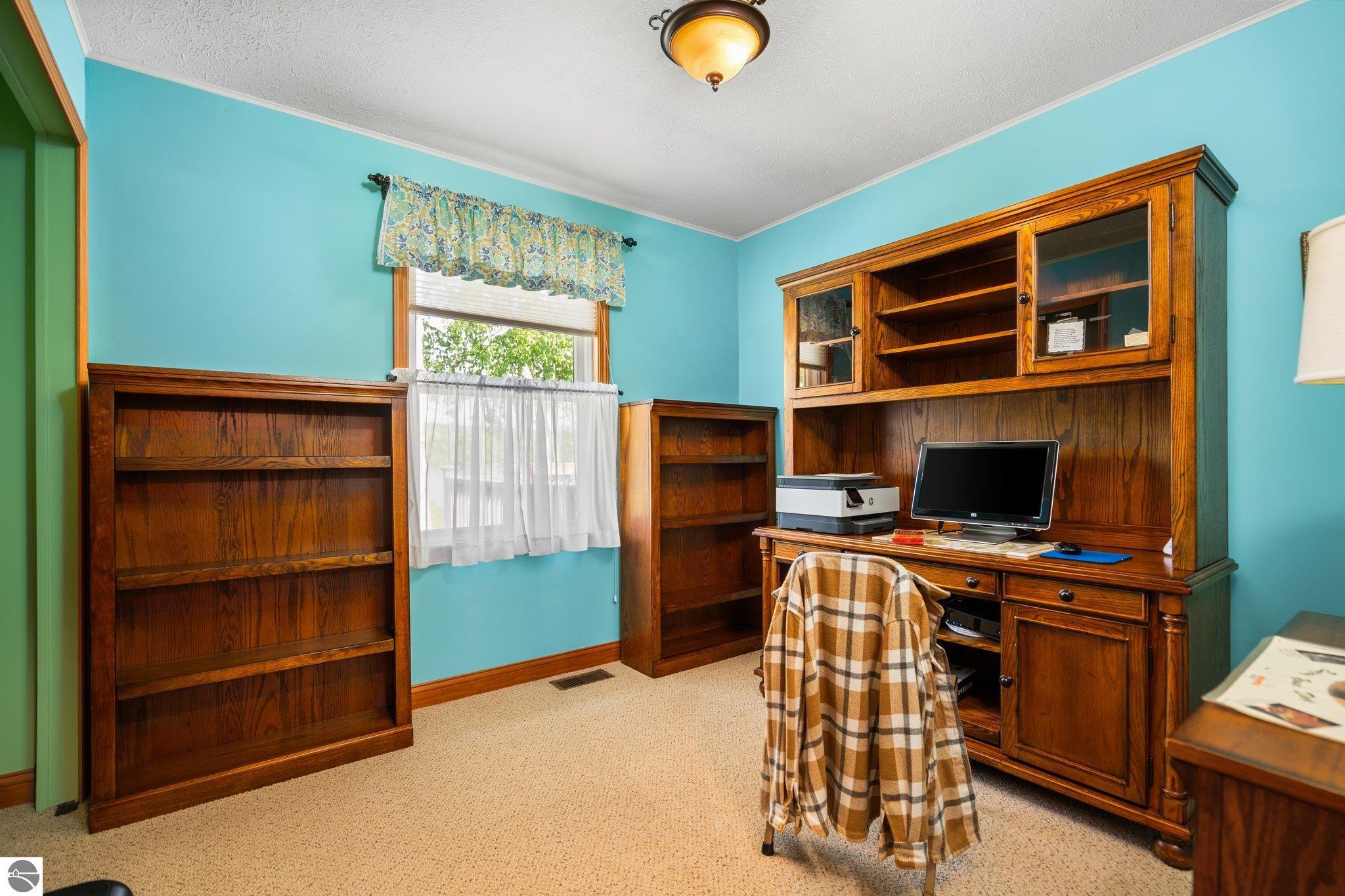 Click to enlarge photo