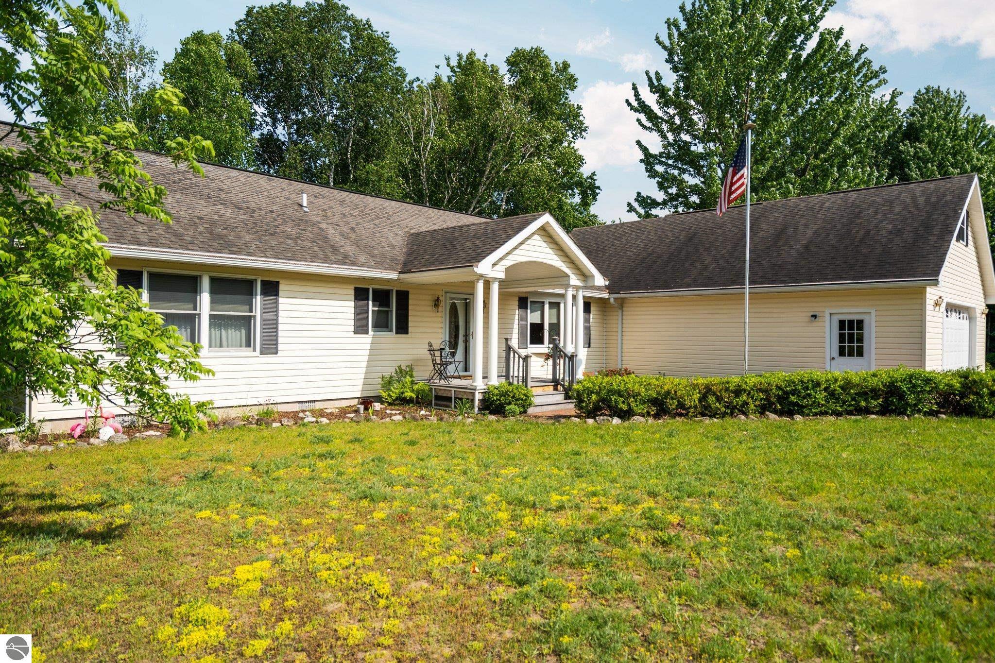 Click to enlarge photo