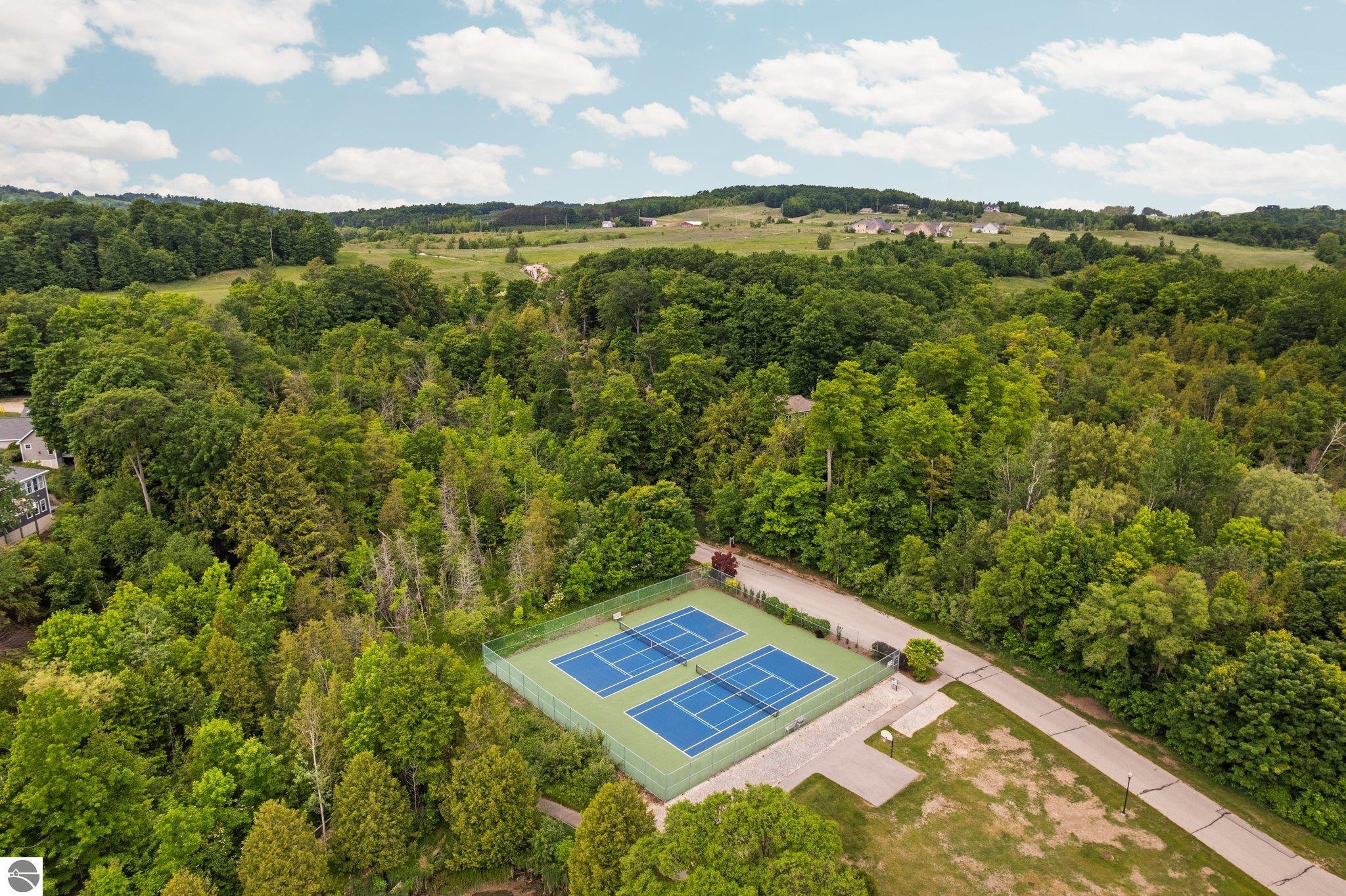 752 N Waypoint Circle, Suttons Bay, MI 49682 — Photo 28