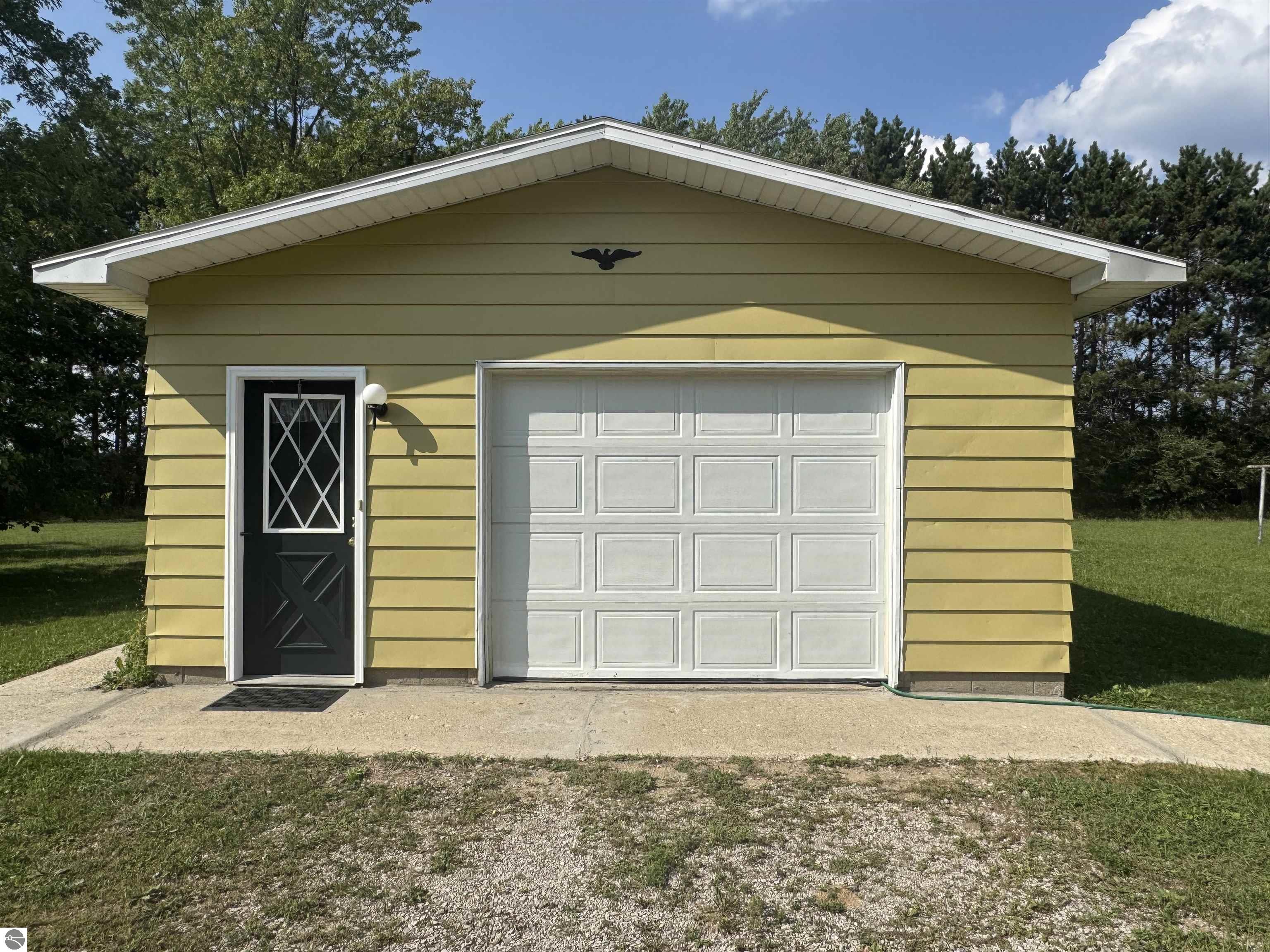 Click to enlarge photo