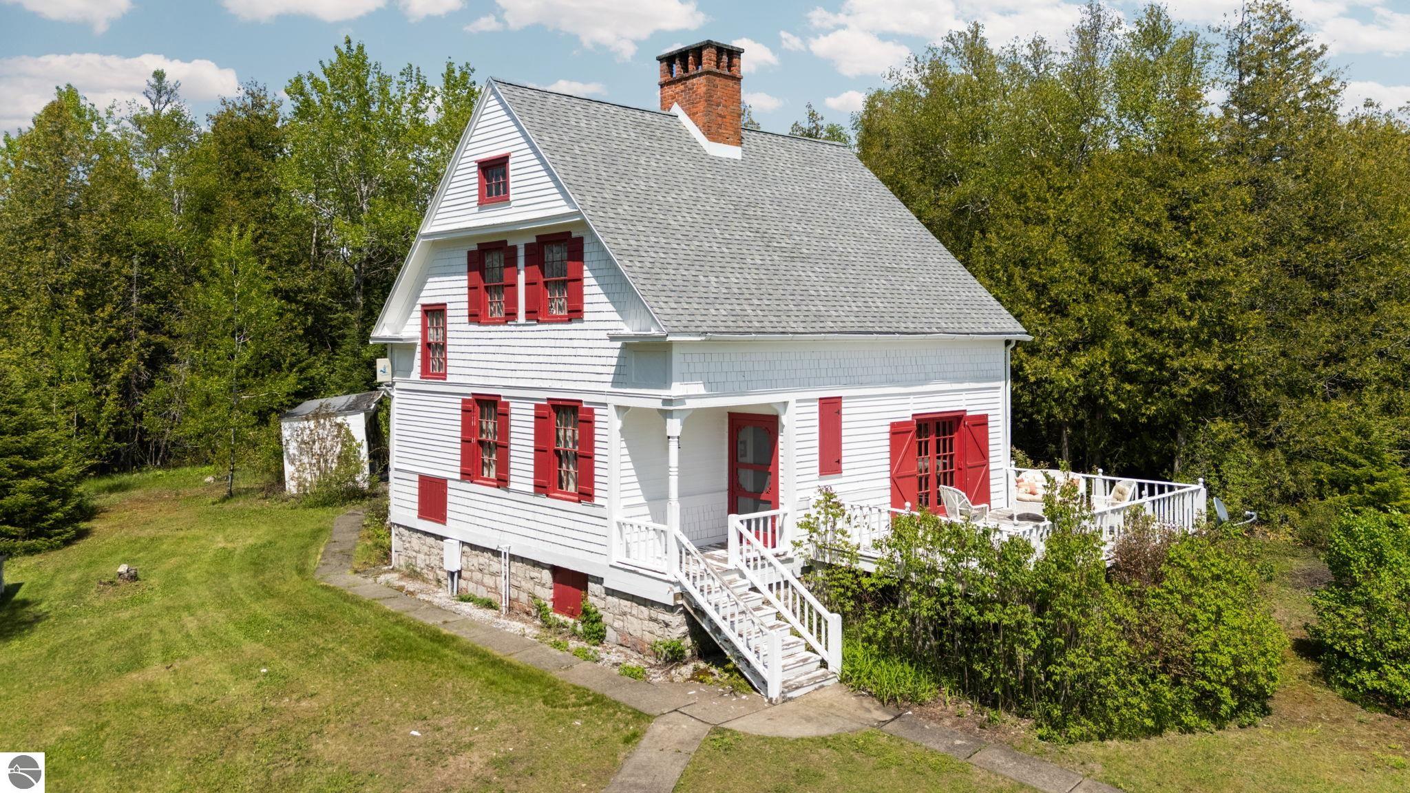 Click to enlarge photo