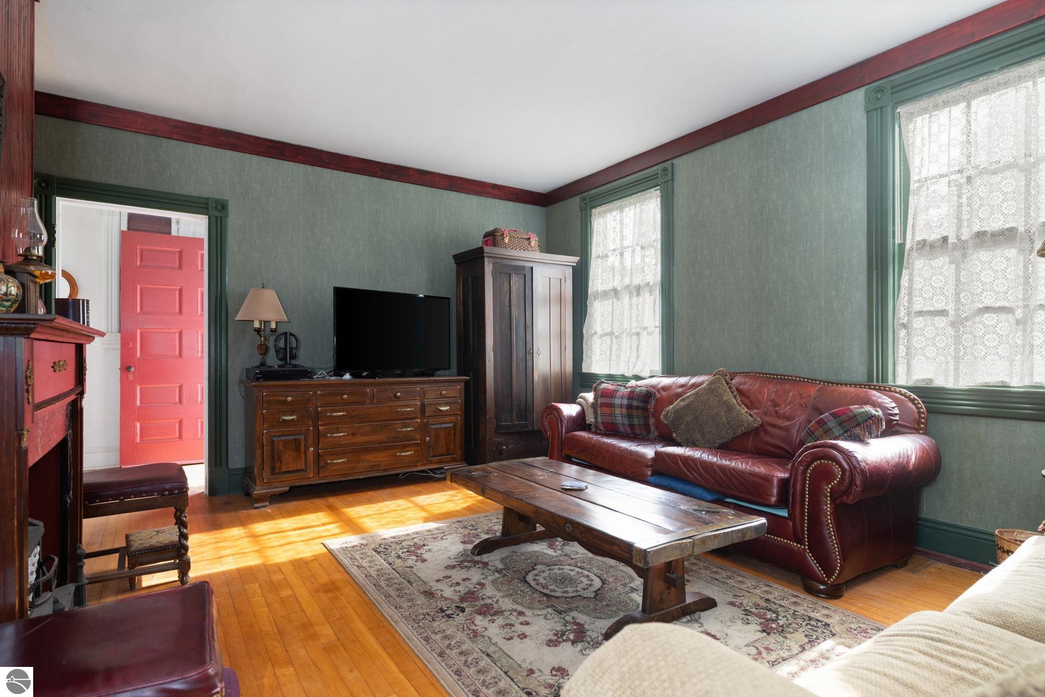 Click to enlarge photo