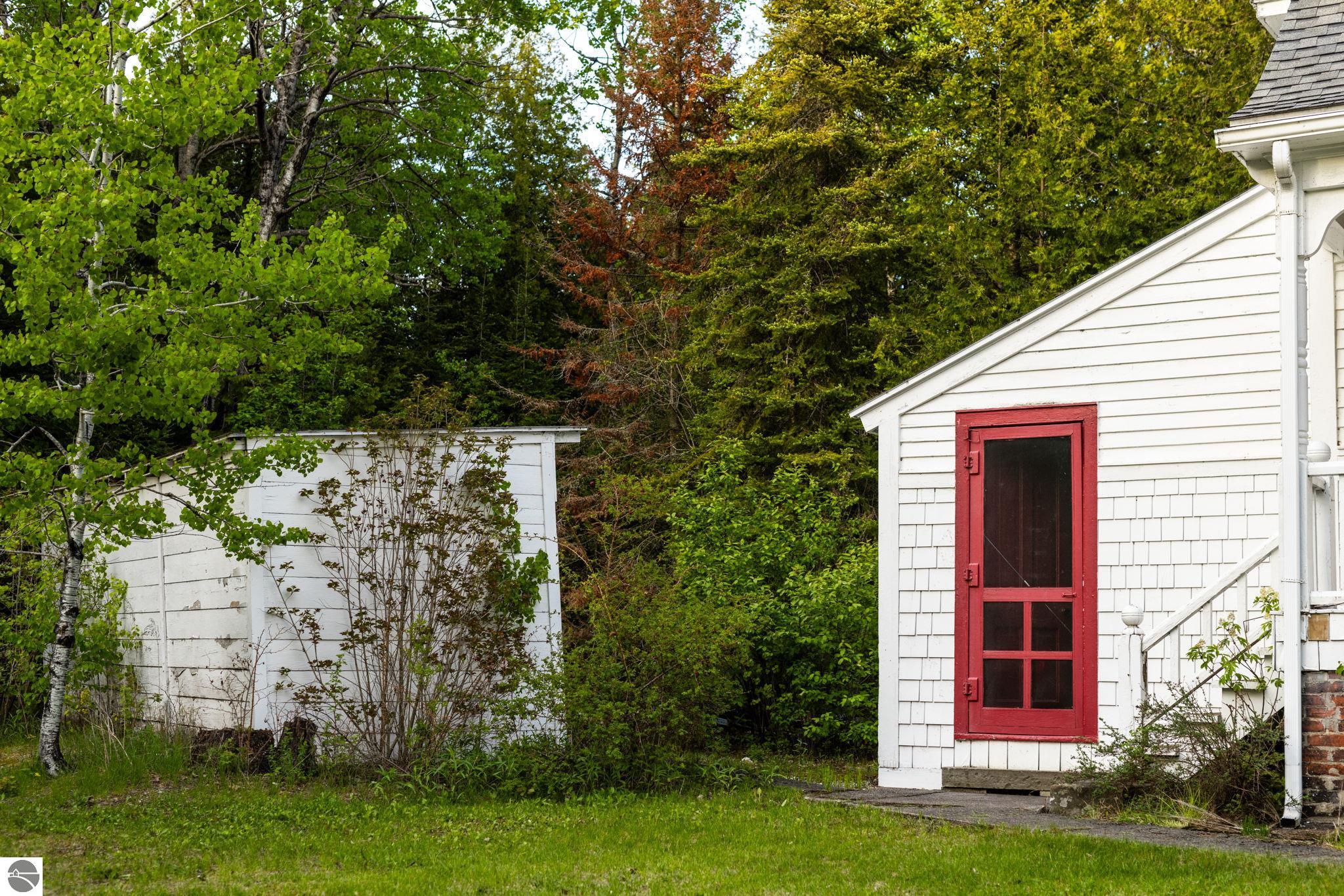 Click to enlarge photo