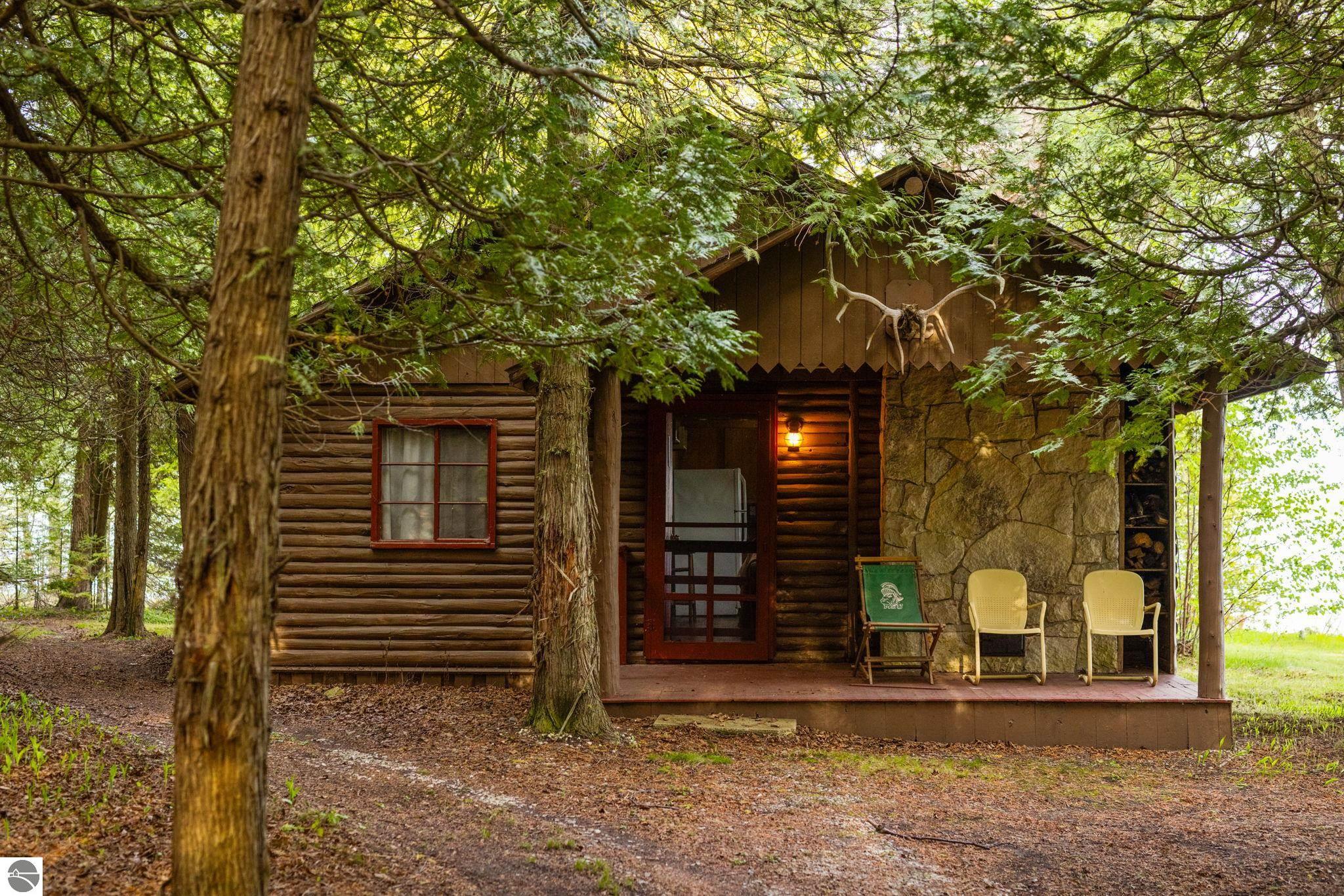 Click to enlarge photo