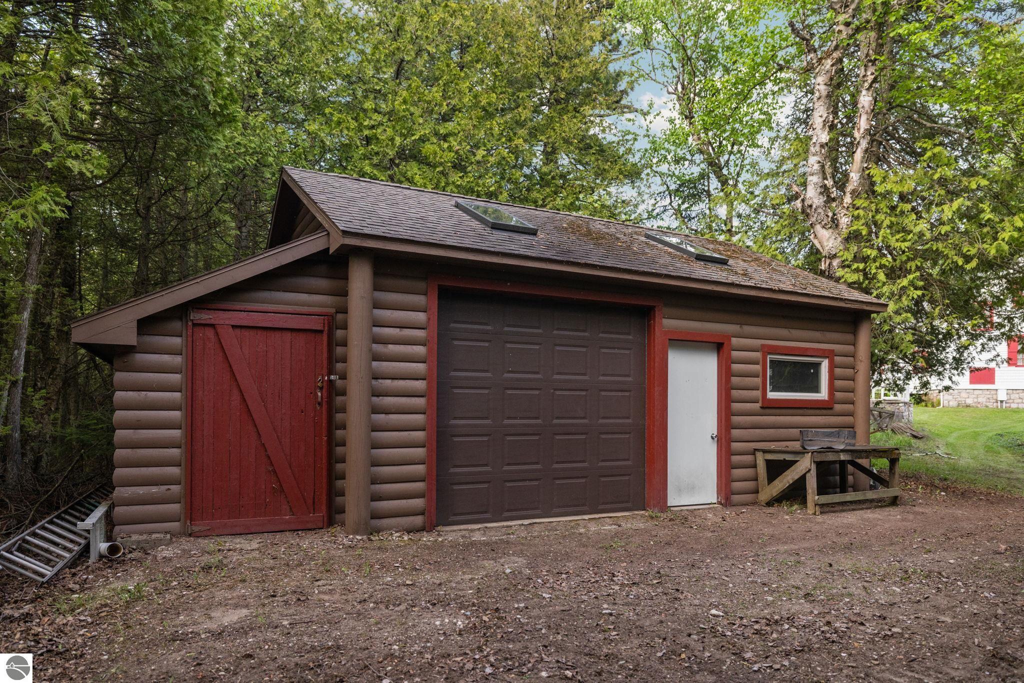 Click to enlarge photo